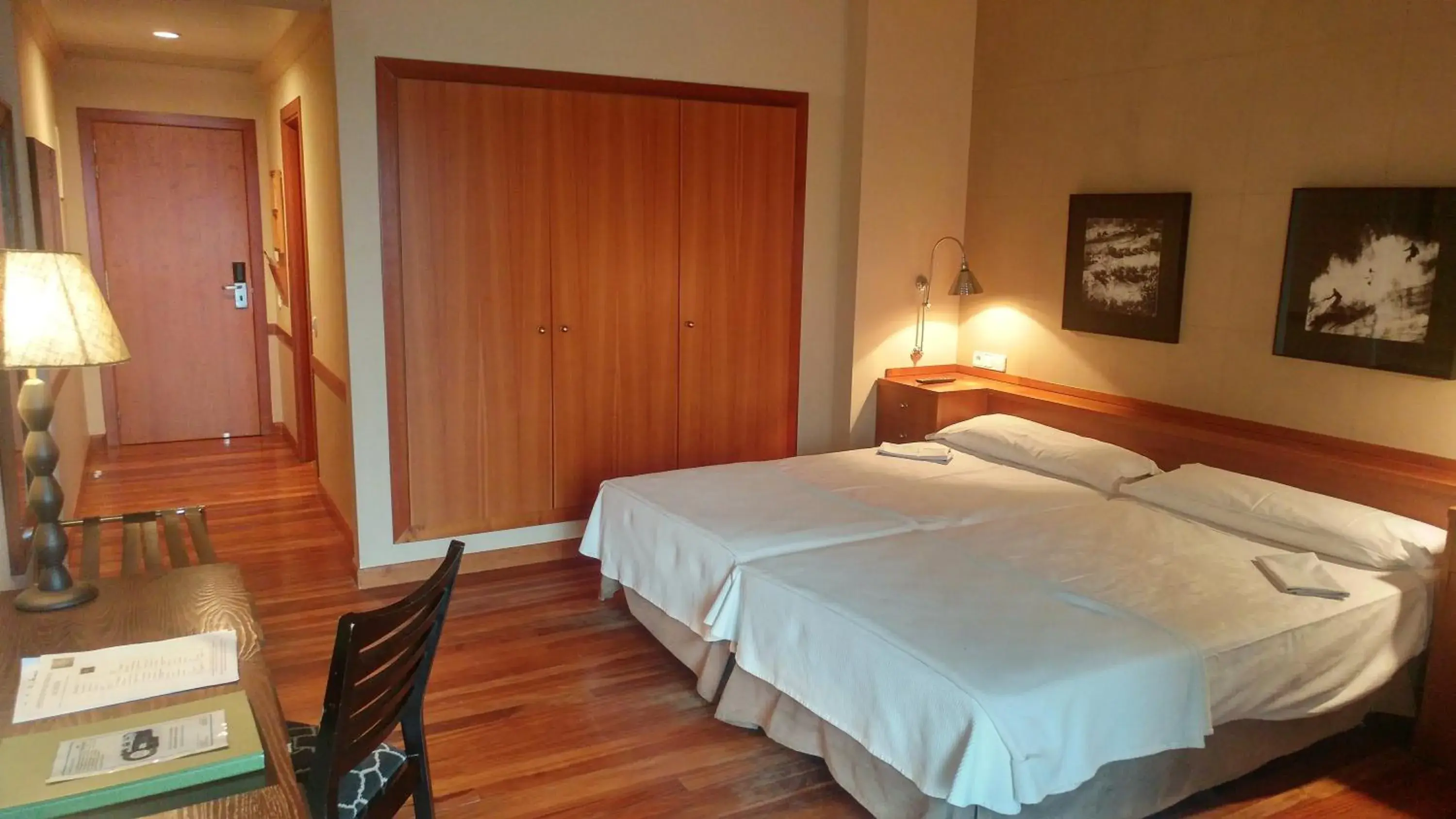 Photo of the whole room, Bed in Parador de Vielha Photo of the whole room, Bed in Parador de Vielha