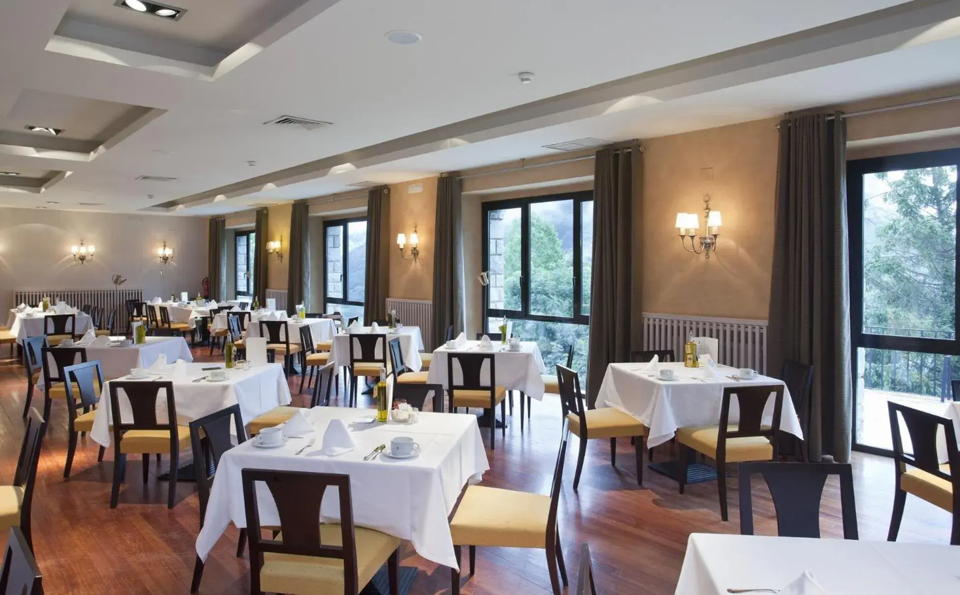 Breakfast in Parador de Vielha Breakfast in Parador de Vielha