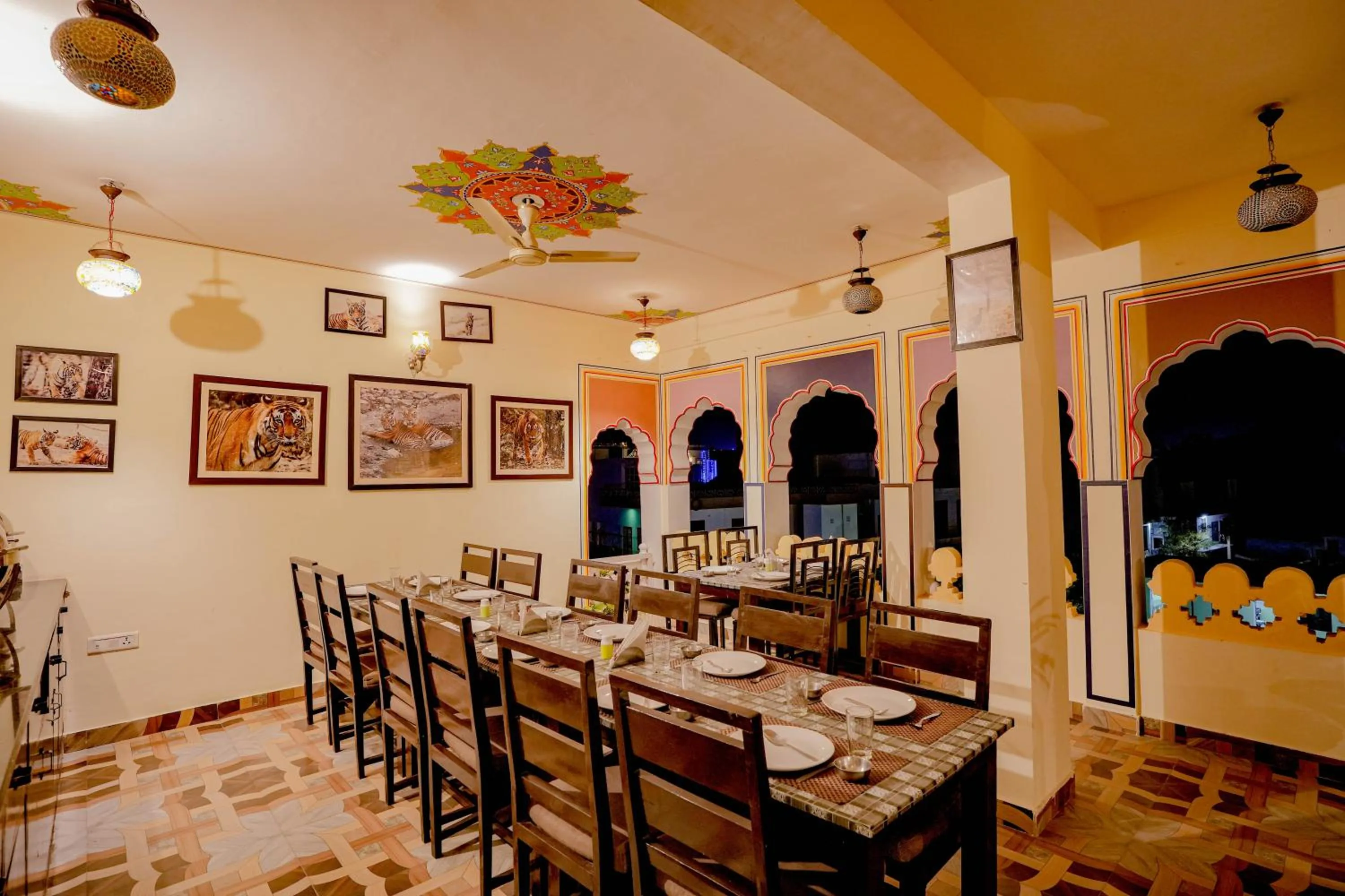 Restaurant/places to eat in Rajputana Heritage