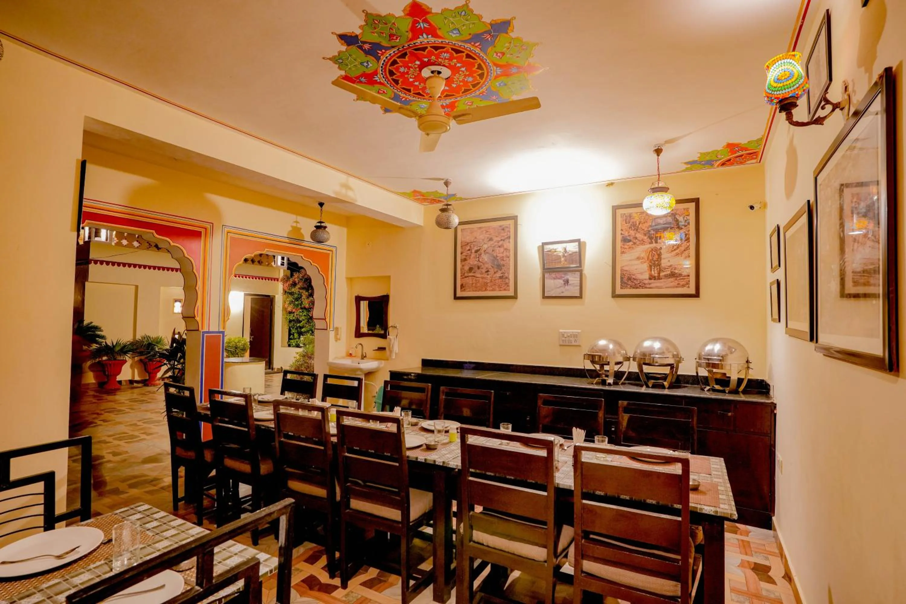 Restaurant/places to eat in Rajputana Heritage