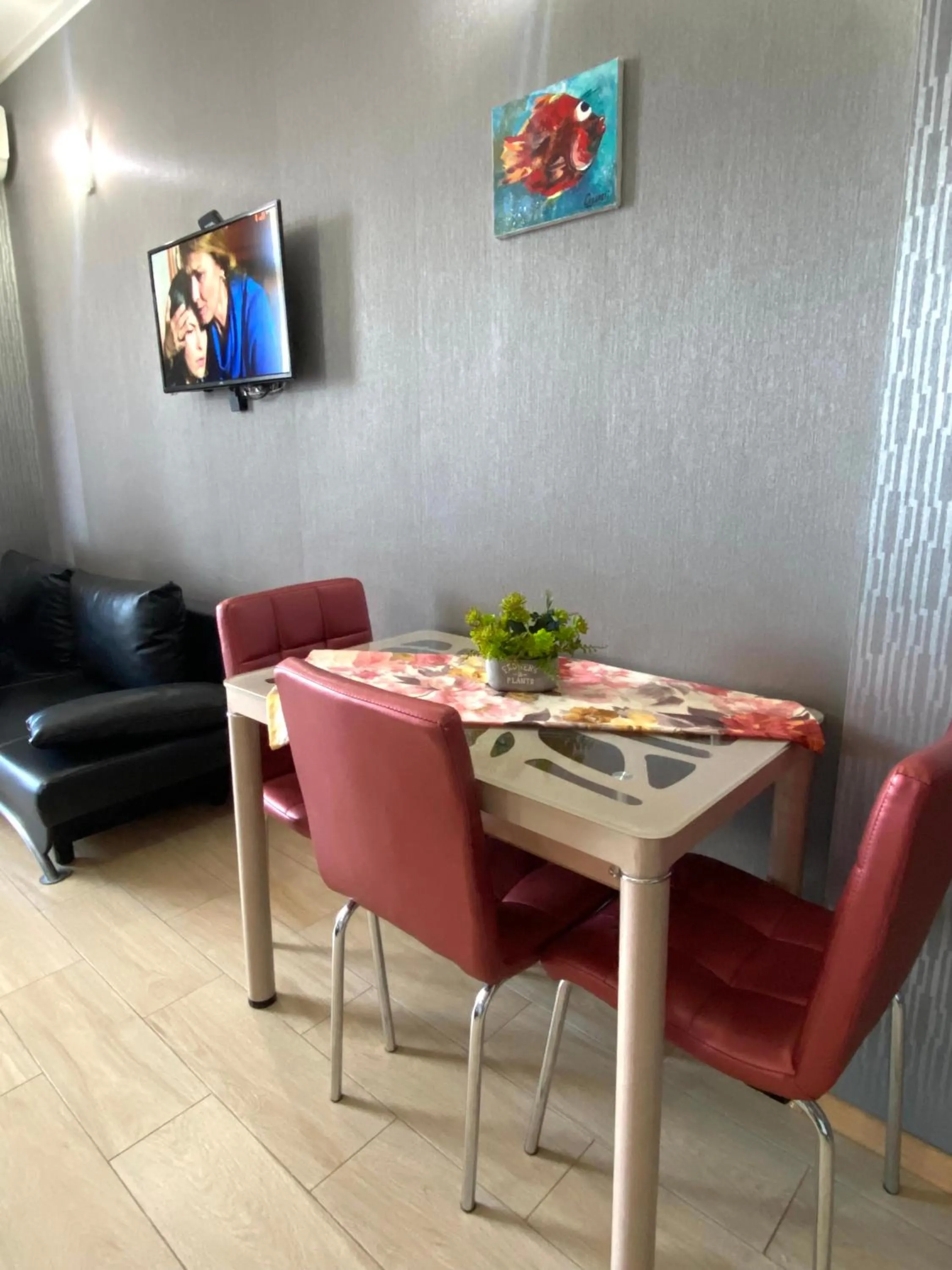 Dining area in Lela's Apartment