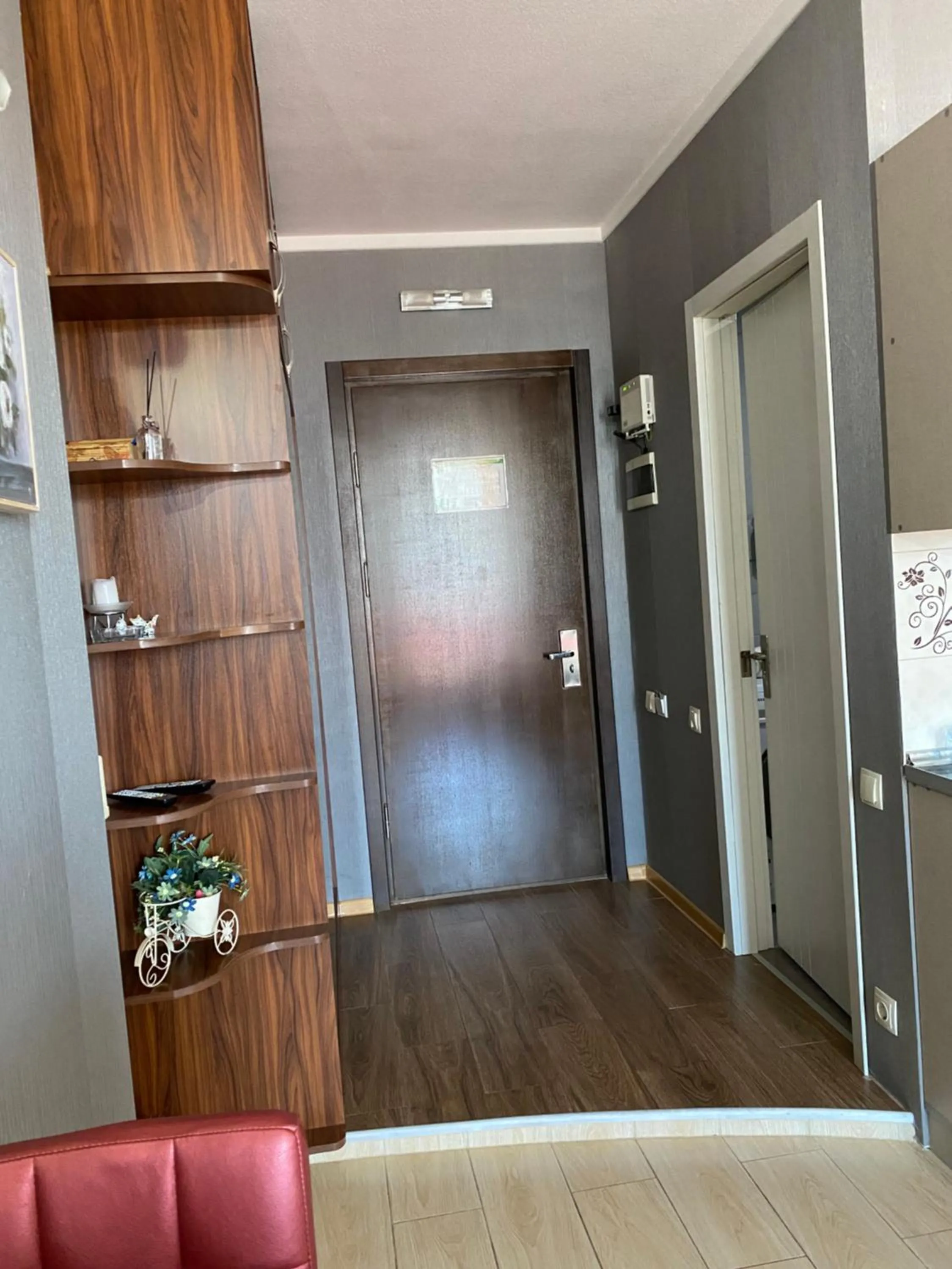 wardrobe in Lela's Apartment