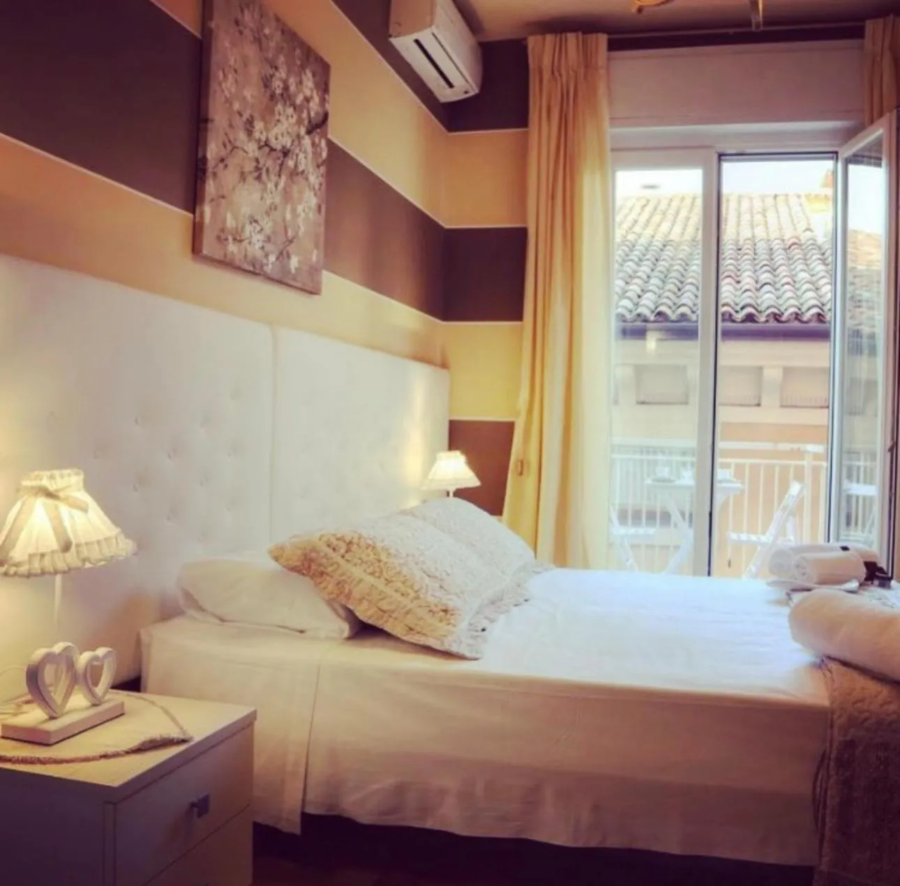 La Casetta di Lina Rooms and Apartments