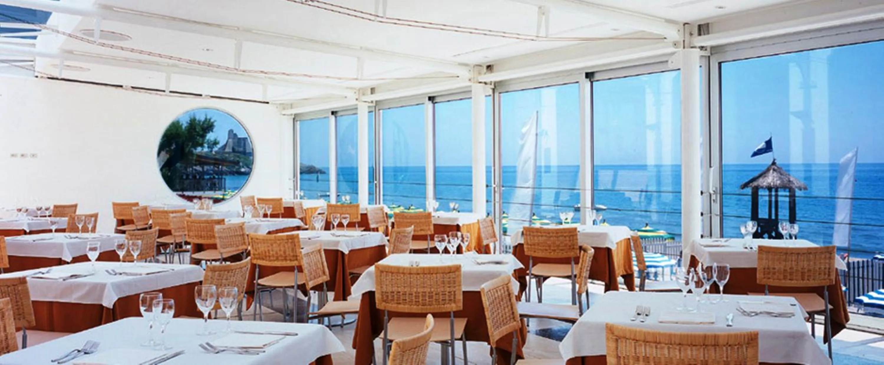 Restaurant/places to eat in Hotel Amyclae