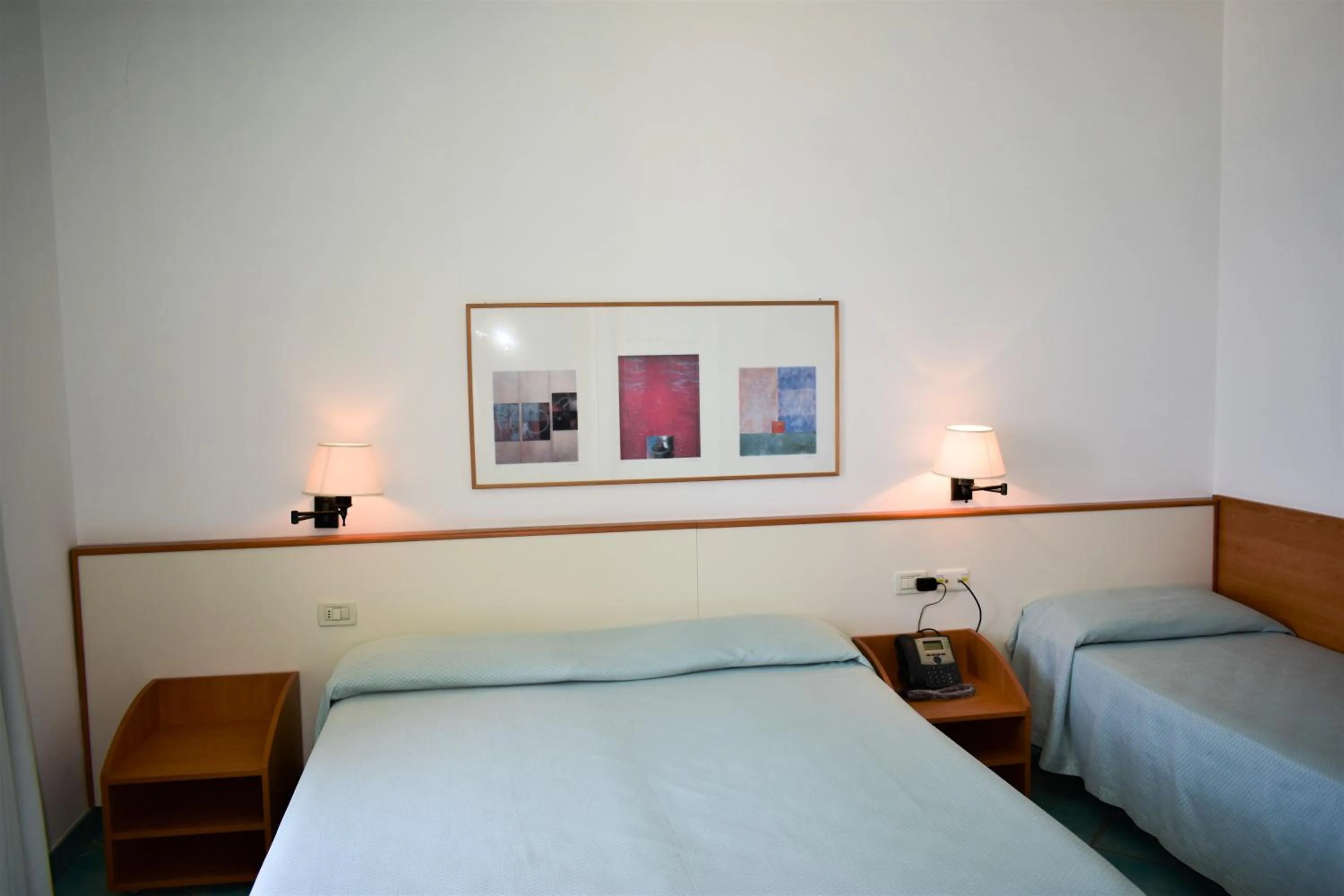 Photo of the whole room, Bed in Hotel Amyclae