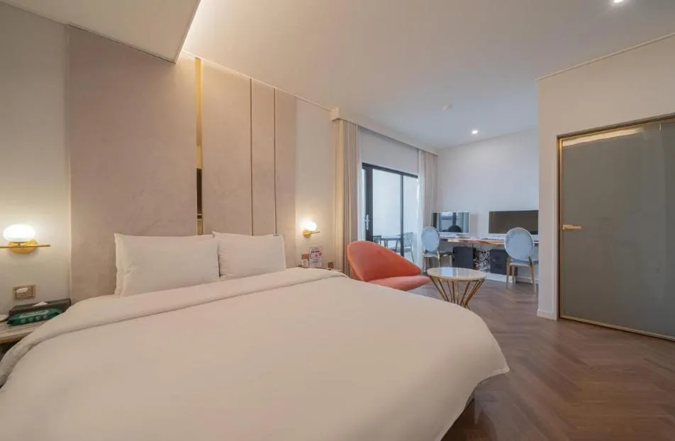 Suite Room in Munhyeon Signature Denbasta Hotel