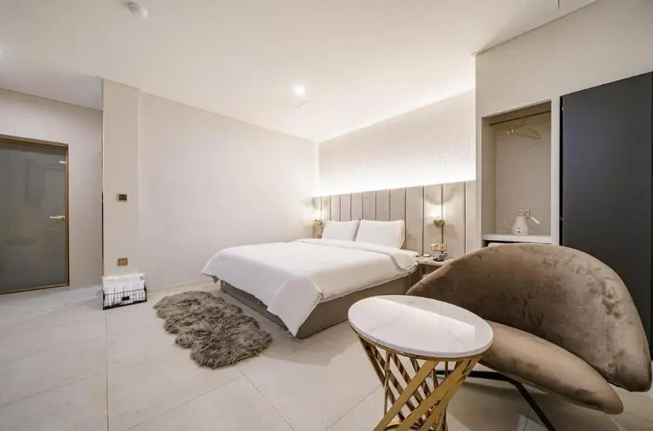 Premium Room in Munhyeon Signature Denbasta Hotel Premium Room in Munhyeon Signature Denbasta Hotel