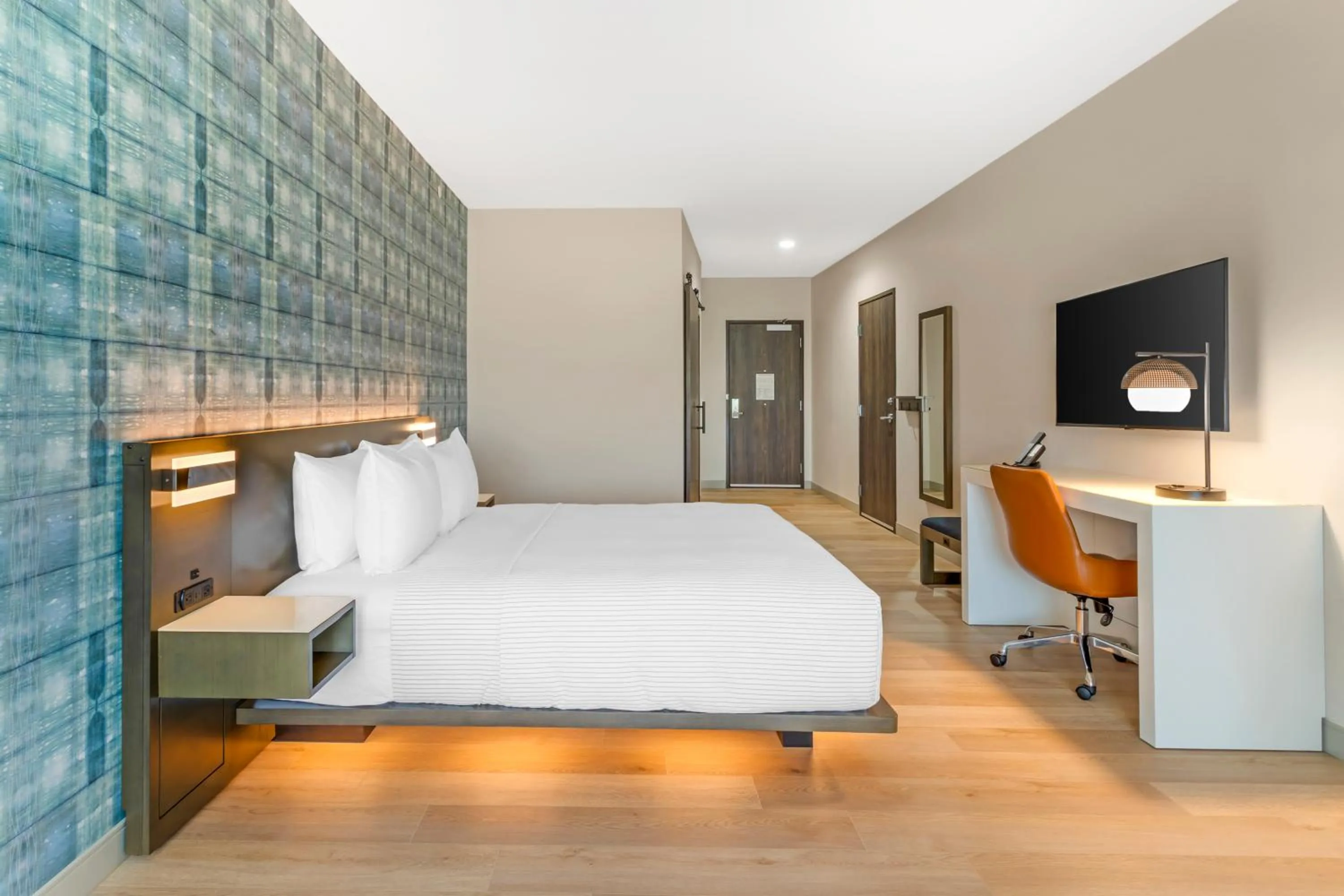 Bed in Cambria Hotel Fort Worth - Medical Center