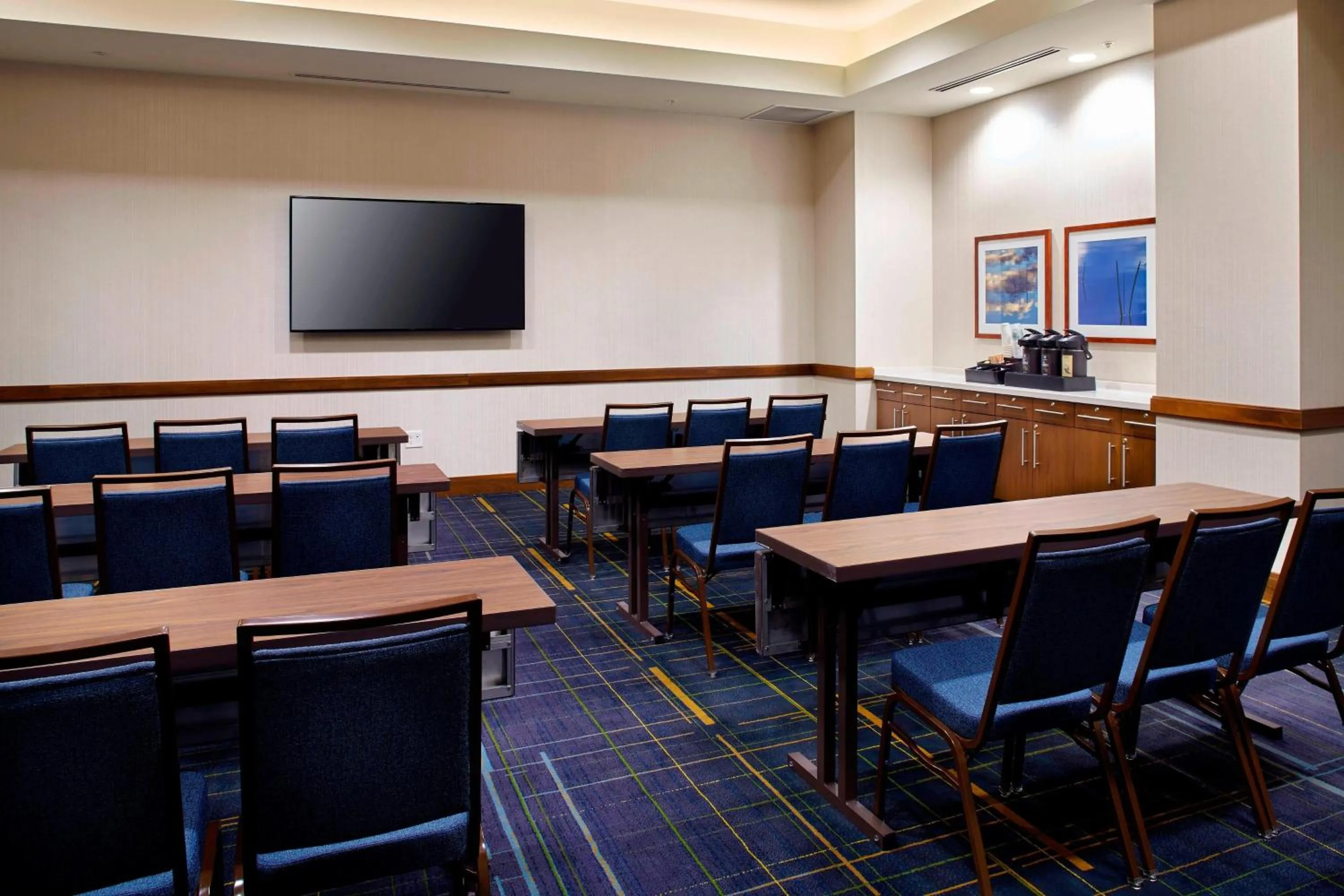Meeting/conference room in Courtyard by Marriott Orlando Lake Nona