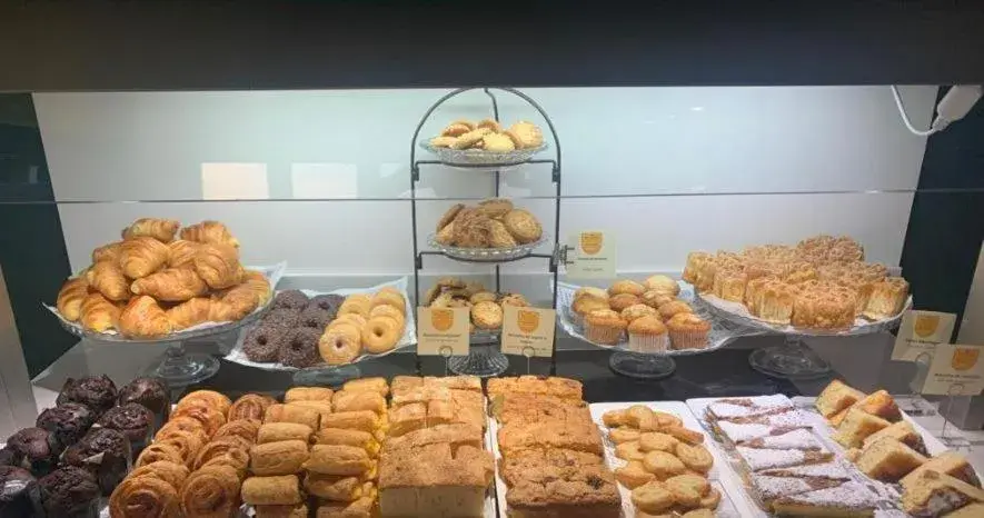 Buffet breakfast in Parador de Toledo Buffet breakfast in Parador de Toledo