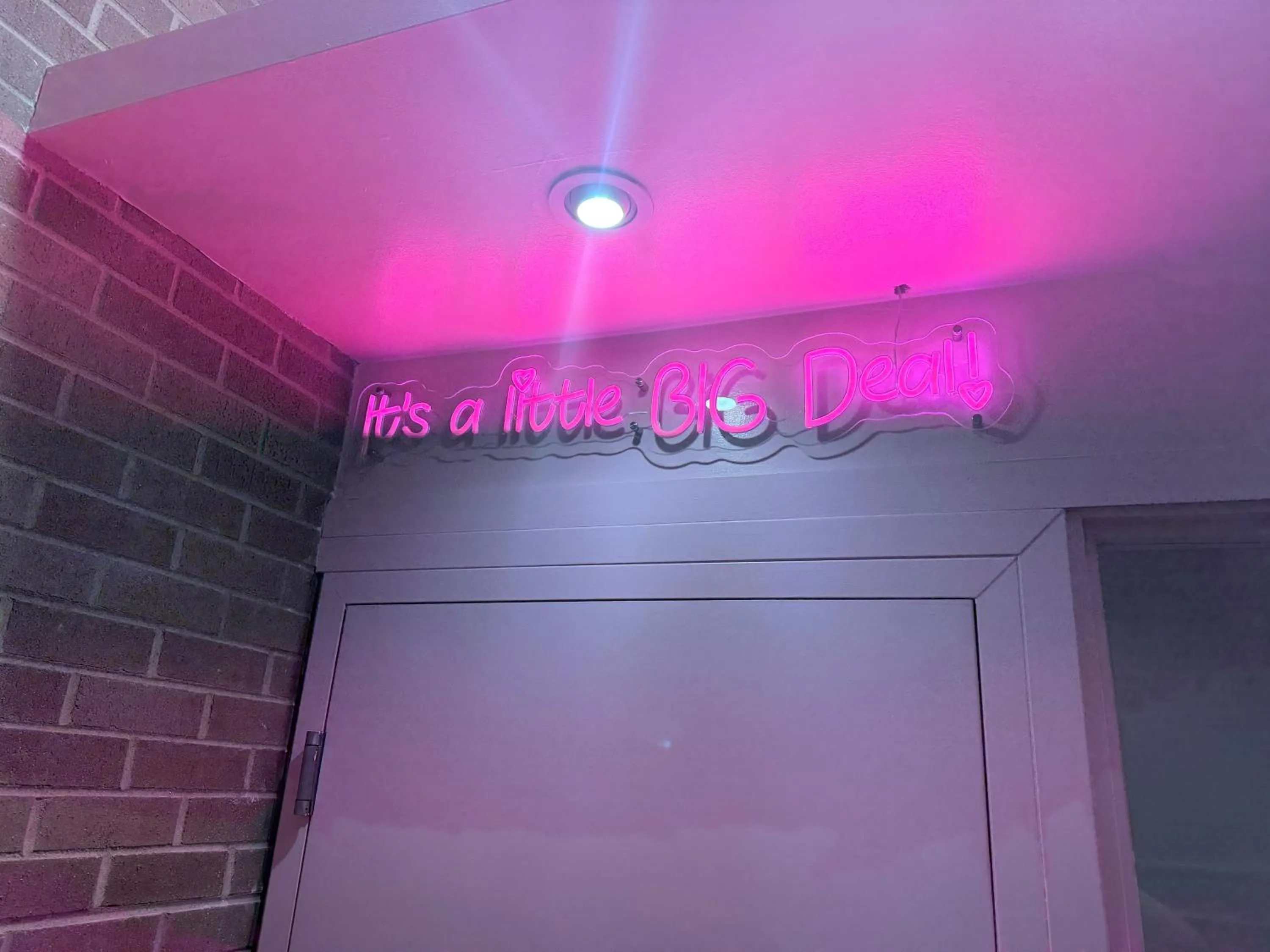 BIG little Hotel