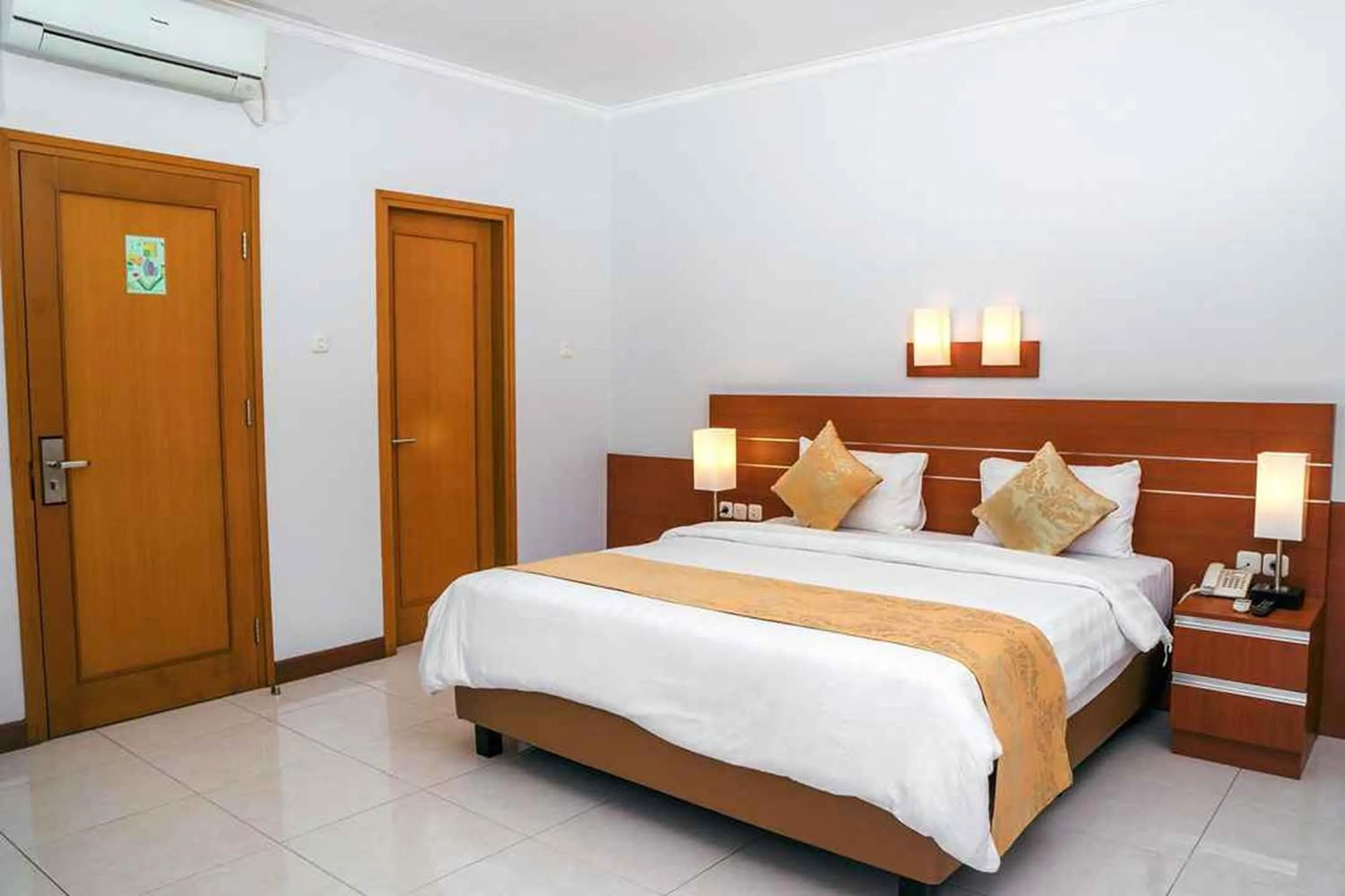 Bedroom, Bed in Ahadiat Hotel & Bungalow