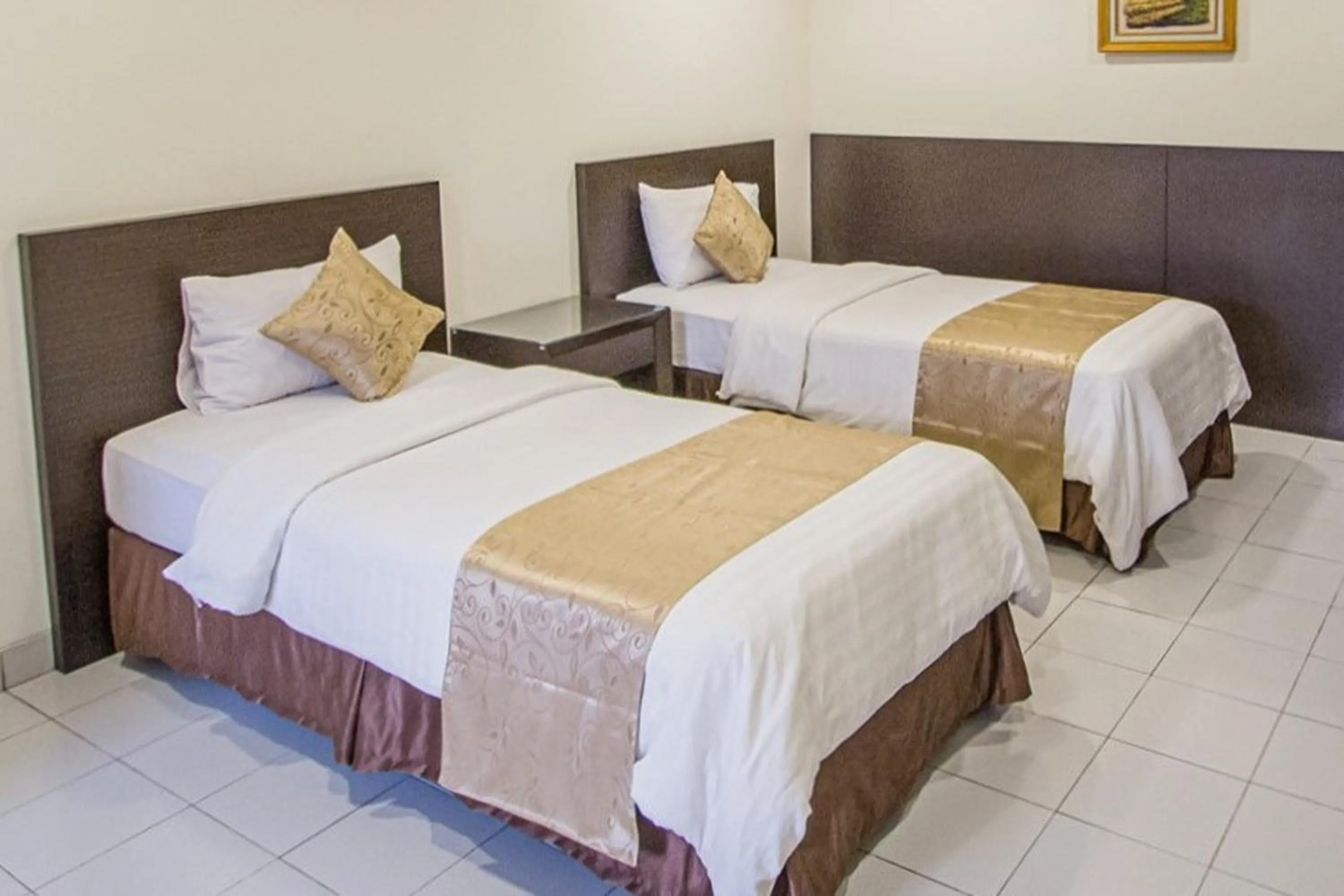 Bed in Ahadiat Hotel & Bungalow