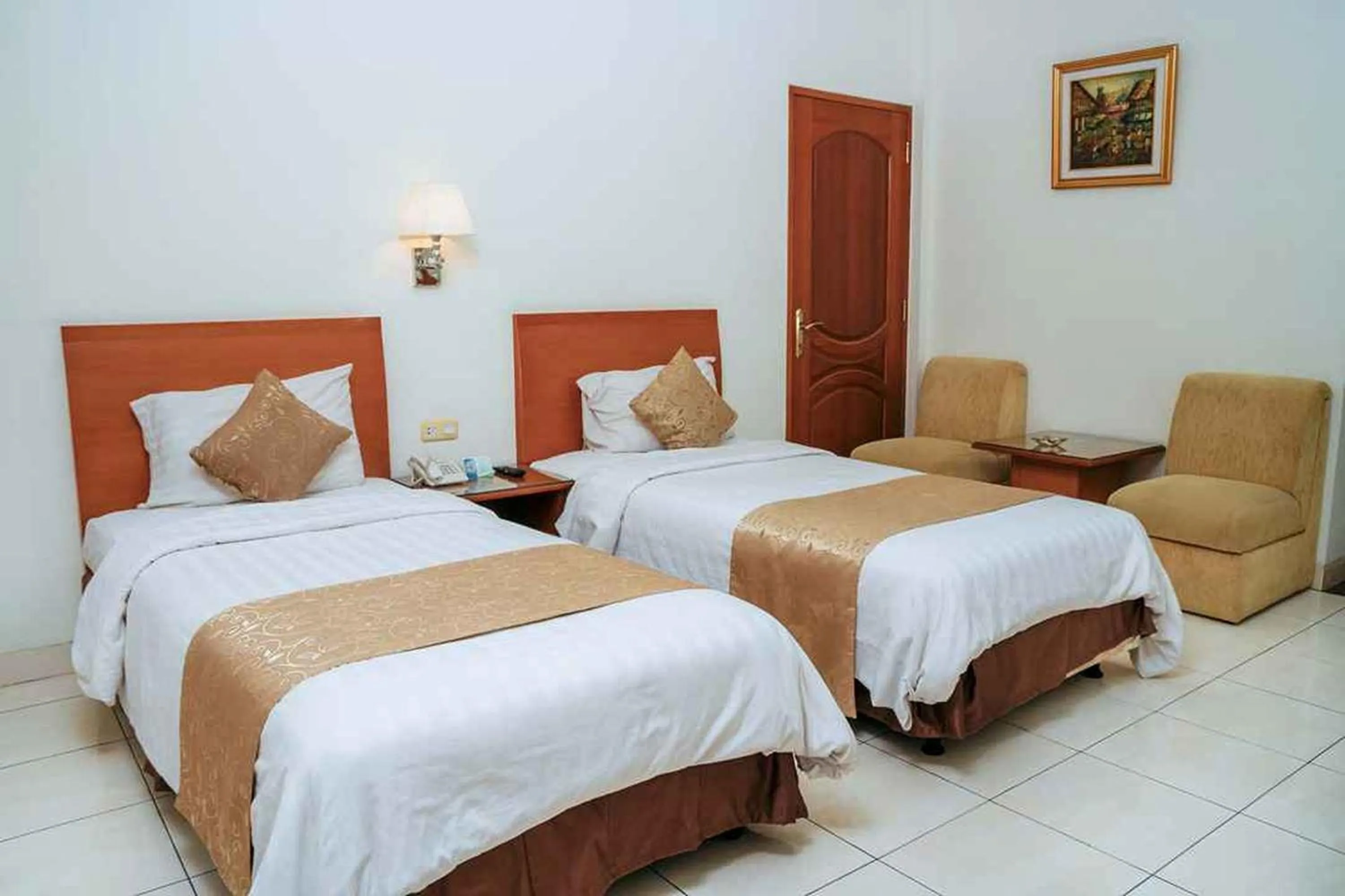Bed in Ahadiat Hotel & Bungalow