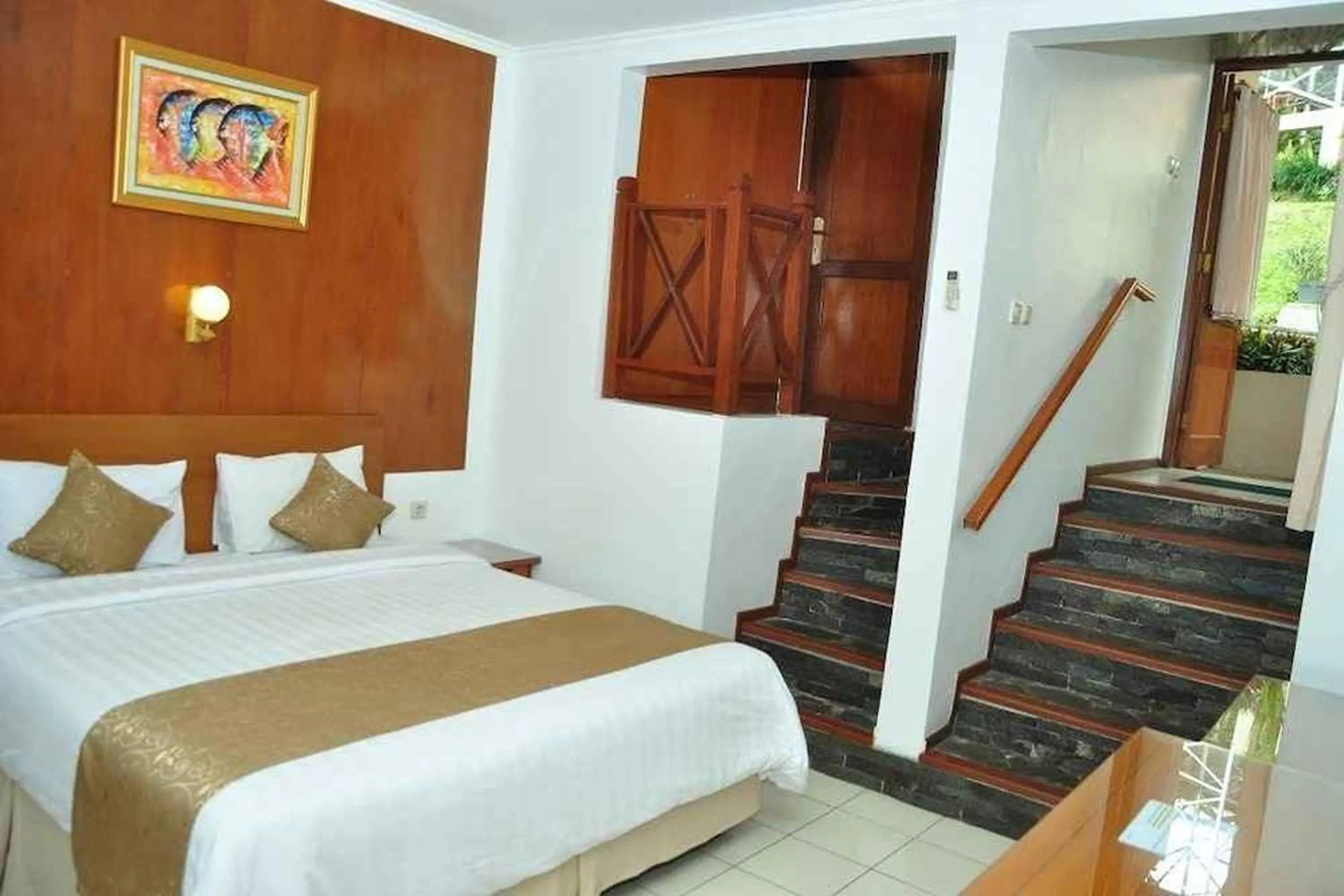 Bed in Ahadiat Hotel & Bungalow