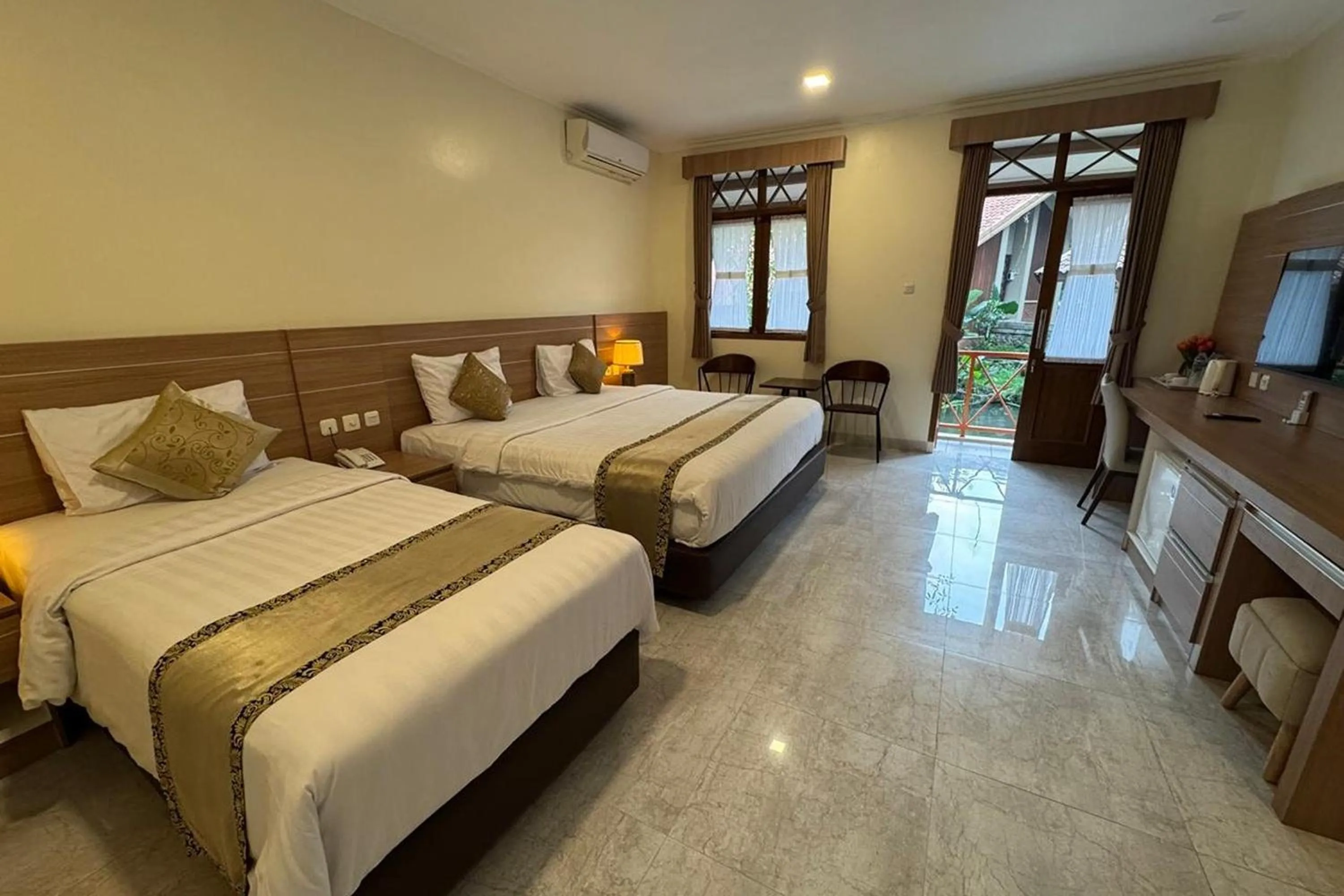 Bedroom, Bed in Ahadiat Hotel & Bungalow