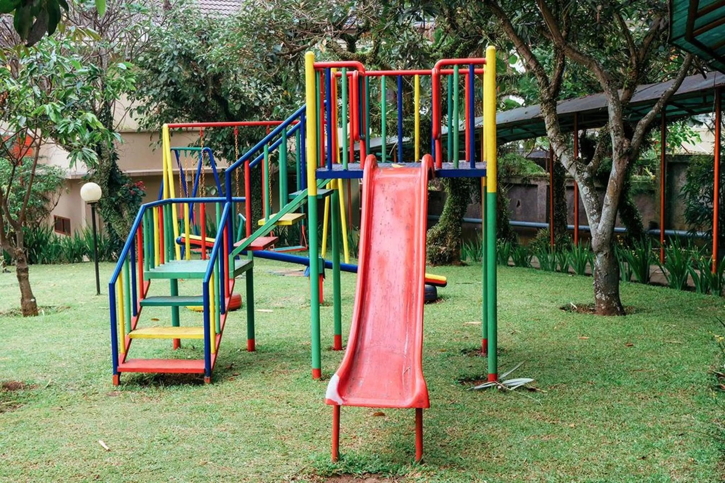 Children play ground in Ahadiat Hotel & Bungalow