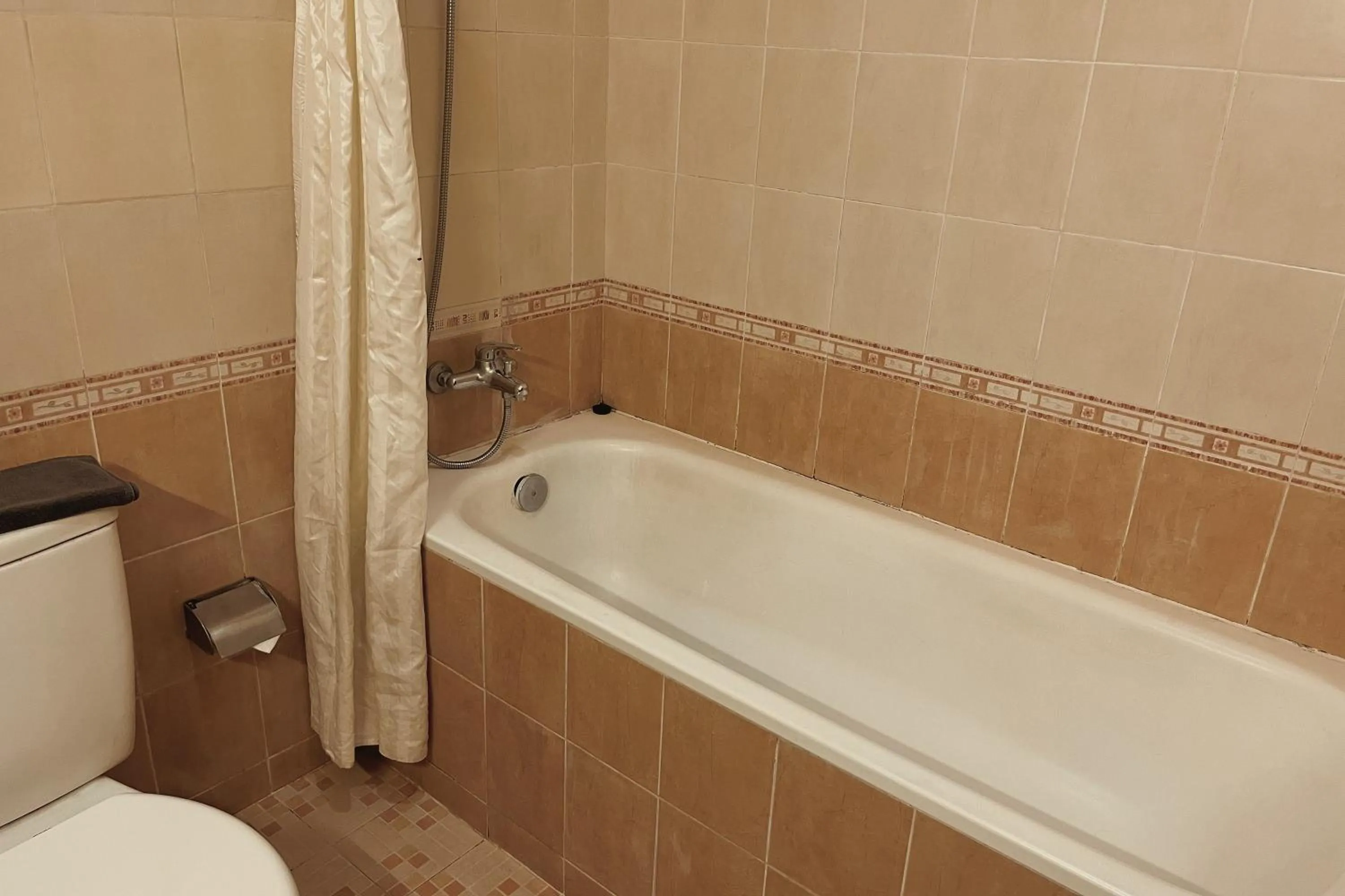 Bathroom in Ahadiat Hotel & Bungalow