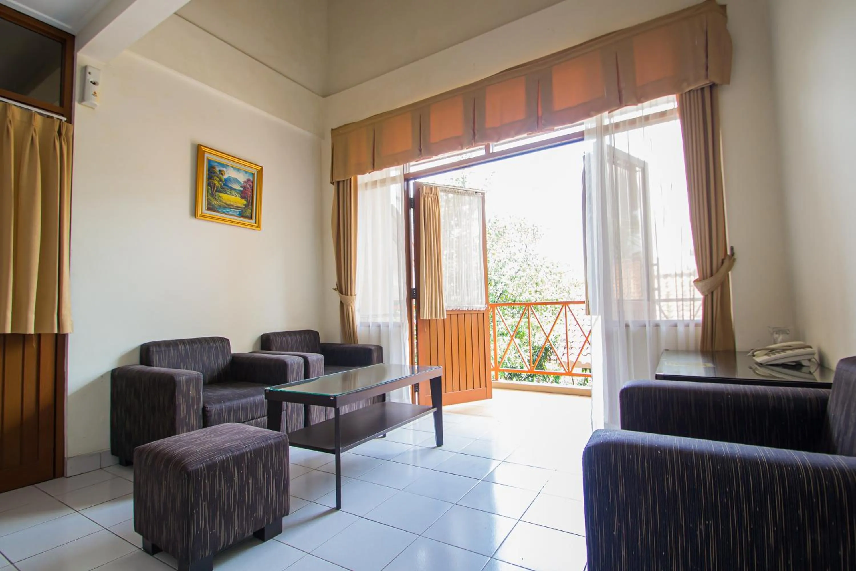 Seating area in Ahadiat Hotel & Bungalow