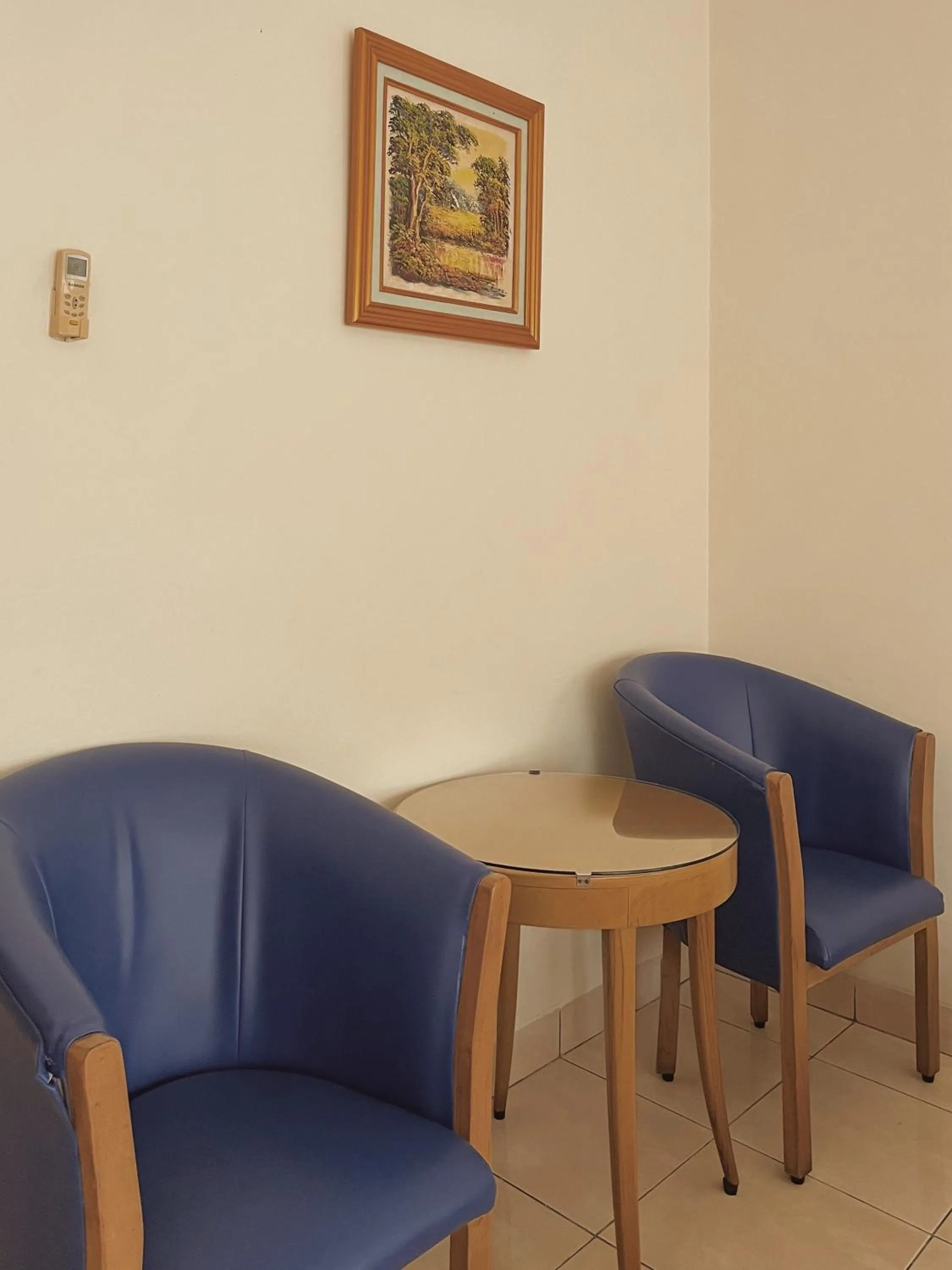 Seating area in Ahadiat Hotel & Bungalow