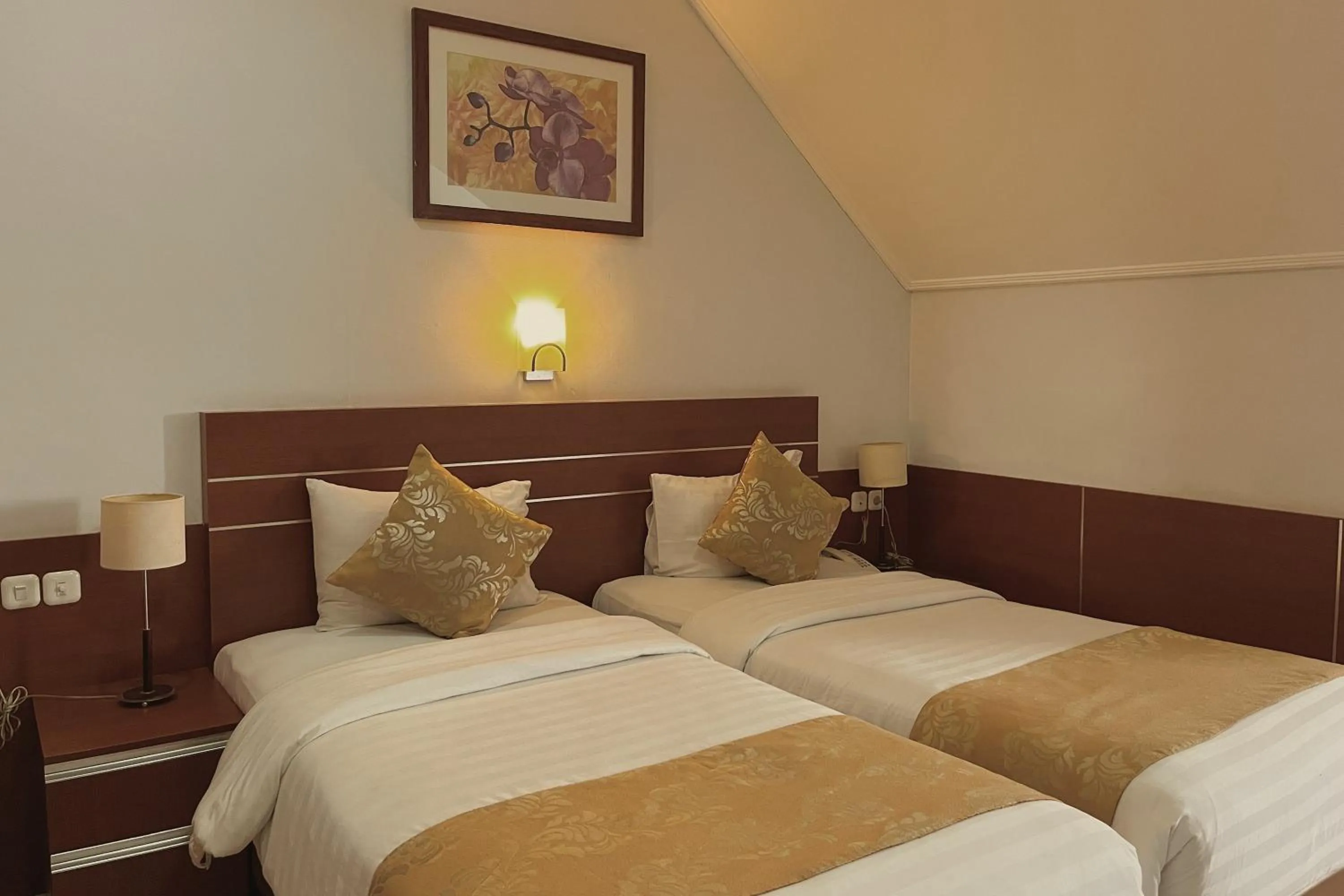 Bedroom, Bed in Ahadiat Hotel & Bungalow