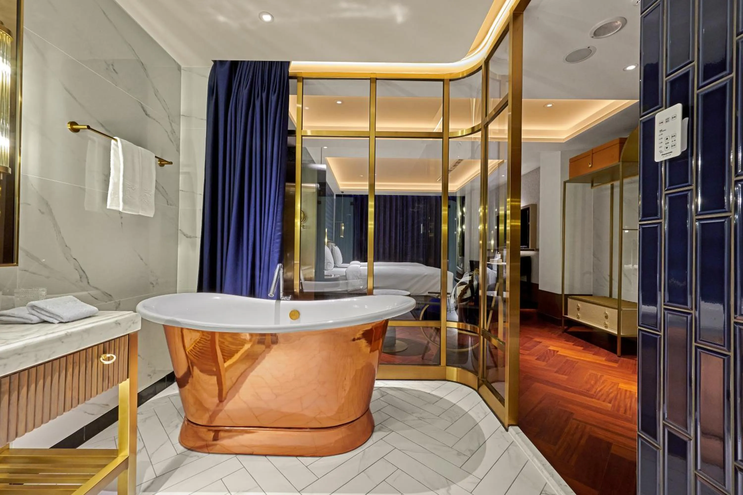 Bath, Bed in OKU Hotel