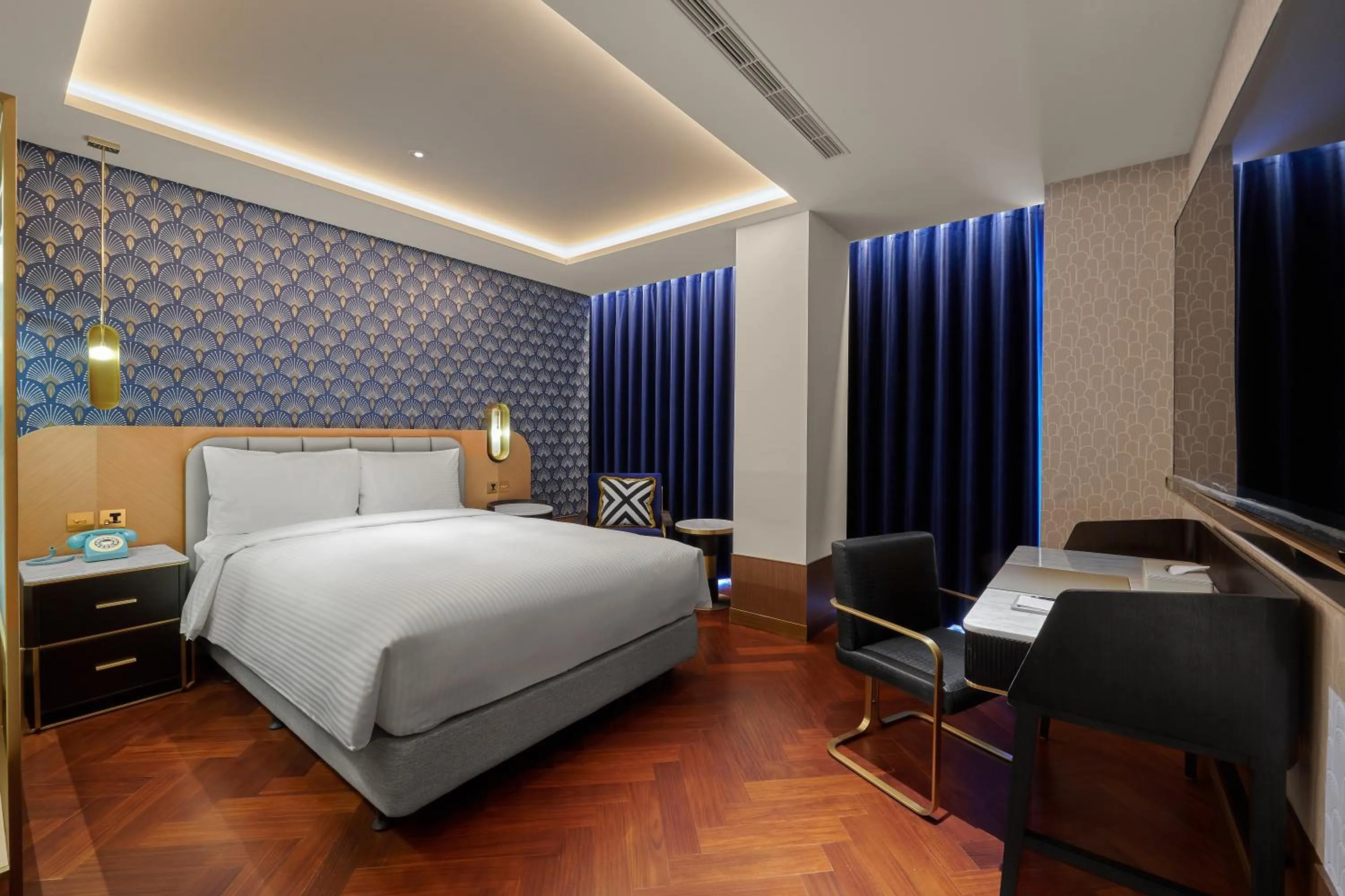 Photo of the whole room, Bed in OKU Hotel