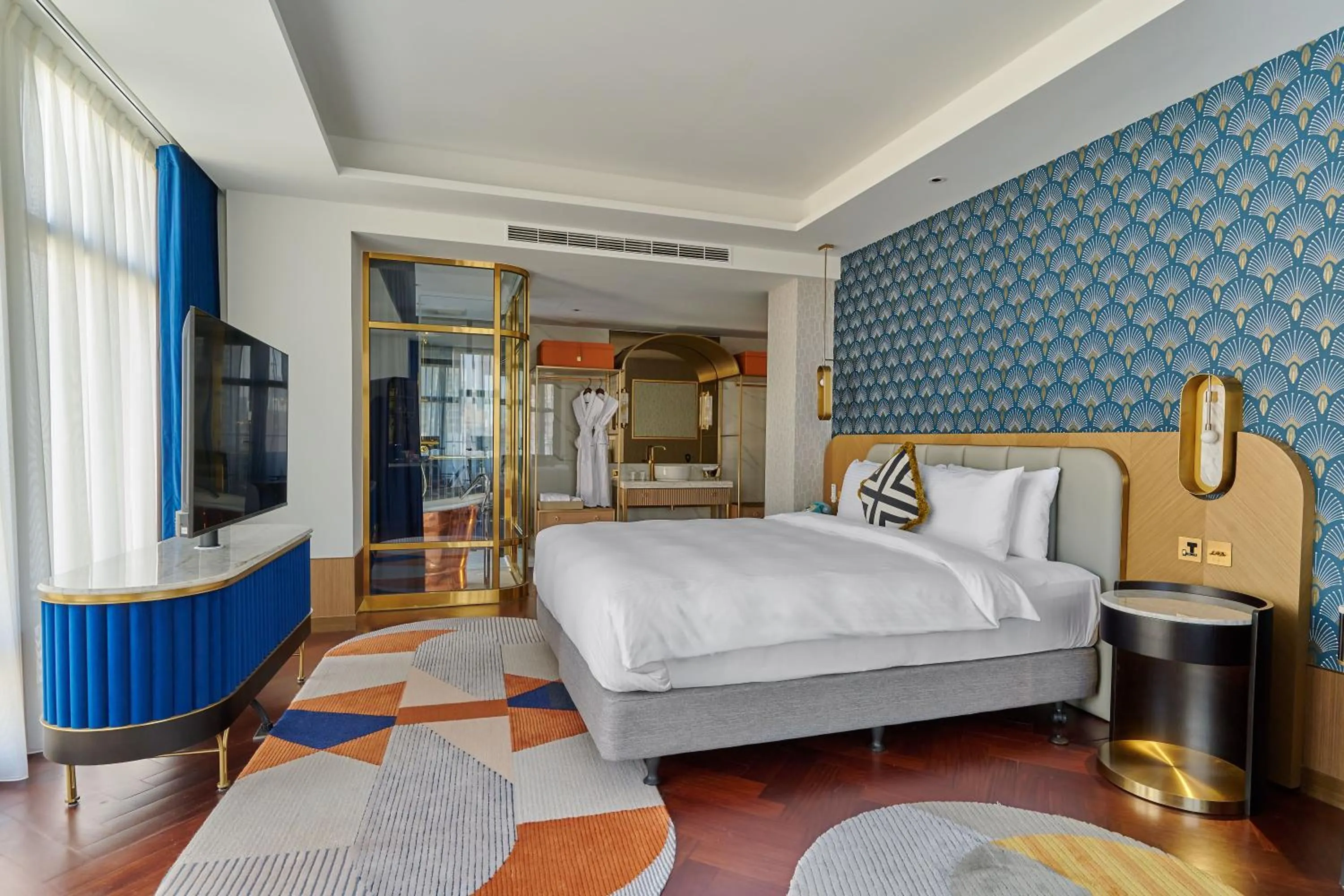 Photo of the whole room, Bed in OKU Hotel