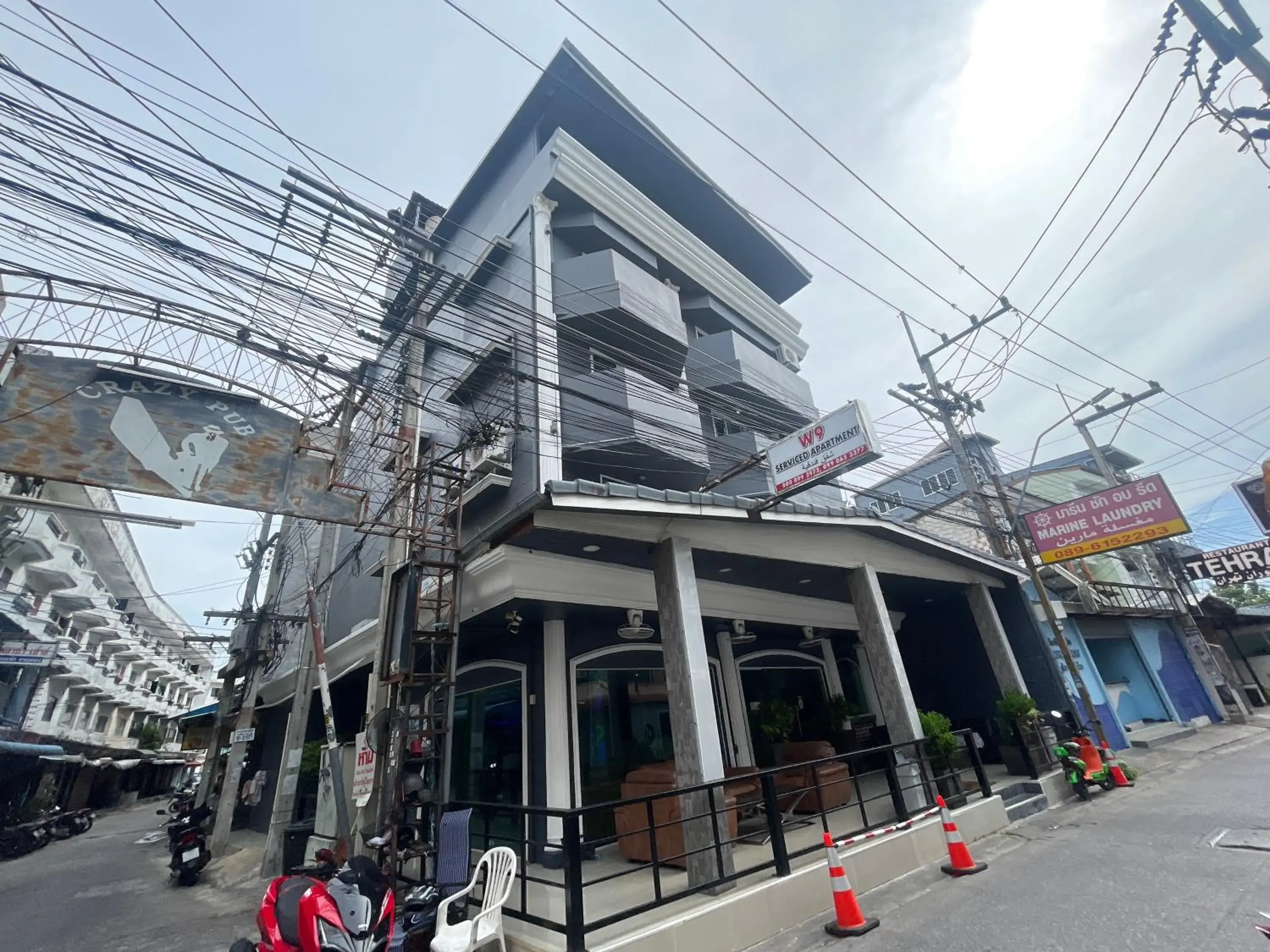 Property building in W-9 Hotel Property building in W-9 Hotel