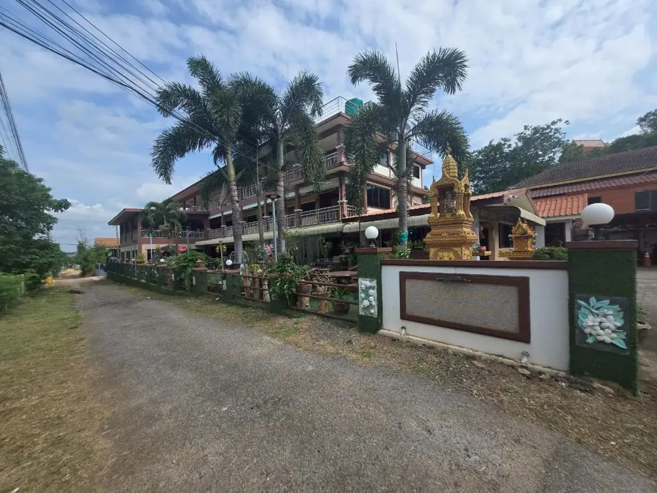 Property building in Phaiboon Hotel & Resort Property building in Phaiboon Hotel & Resort