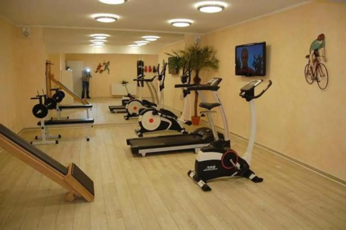 Fitness centre/facilities in Bernstein Hotel "50`s Seaside Motel"