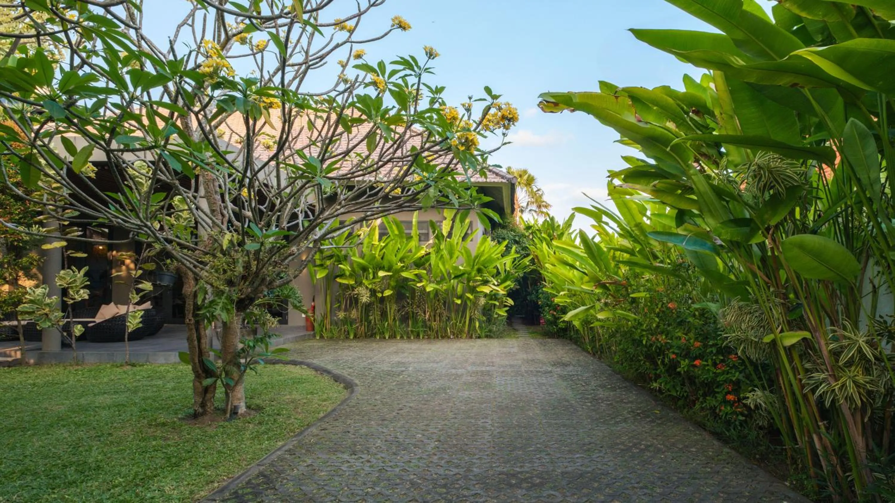 Parking in M Villa 318 Canggu
