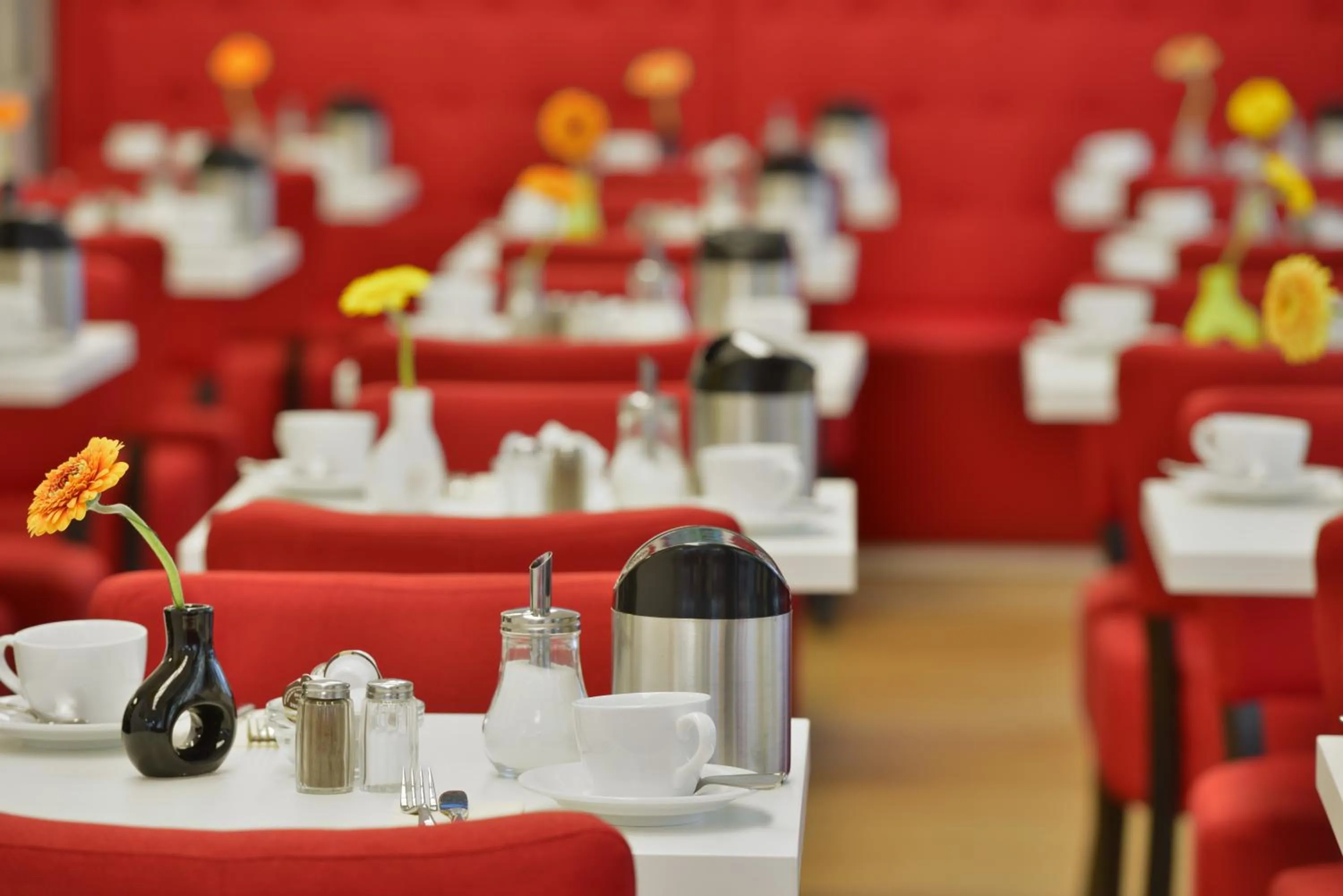 Restaurant/places to eat in INVITE Hotel Fulda City Hauptbahnhof