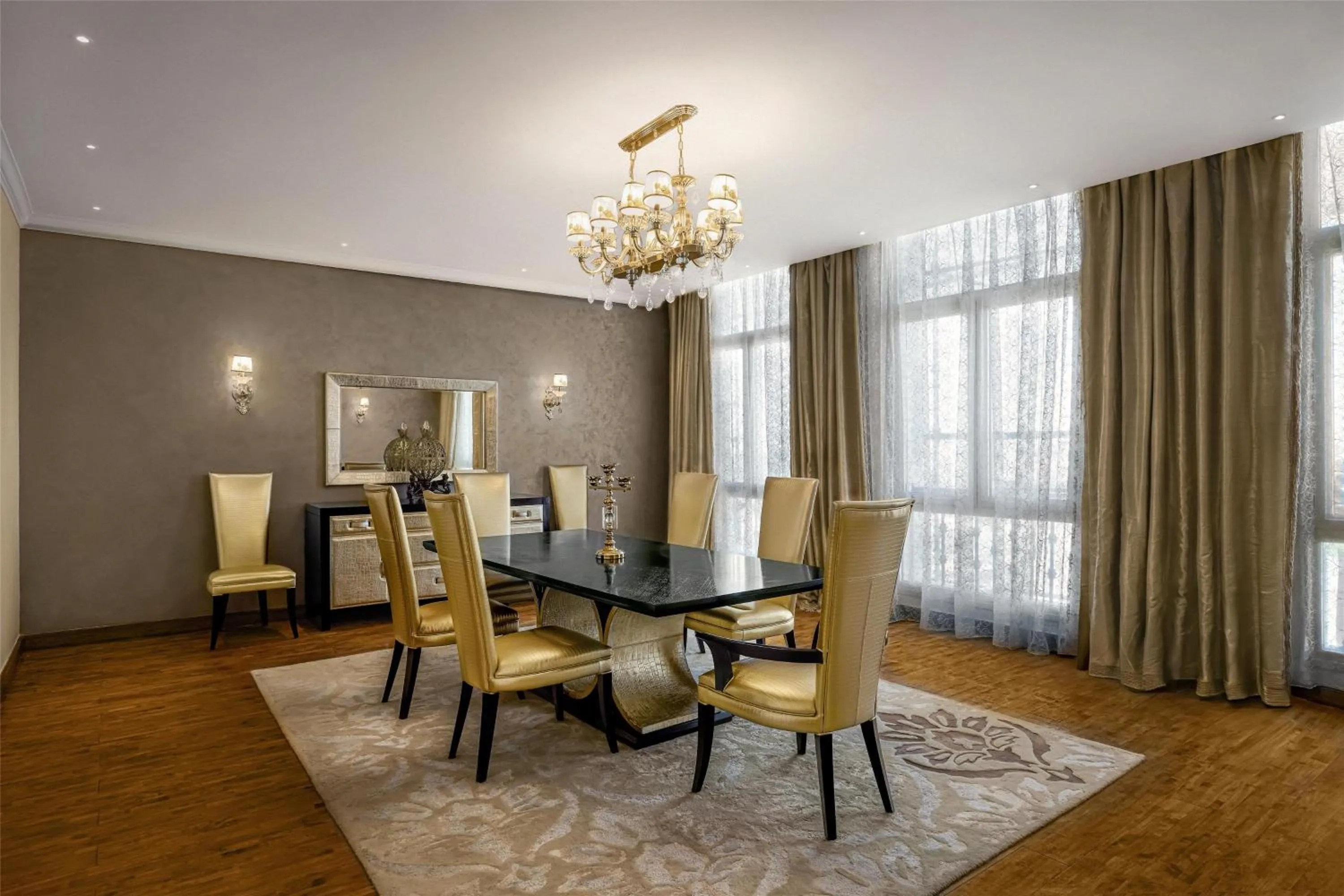 Photo of the whole room in Royal Maxim Palace Kempinski Cairo