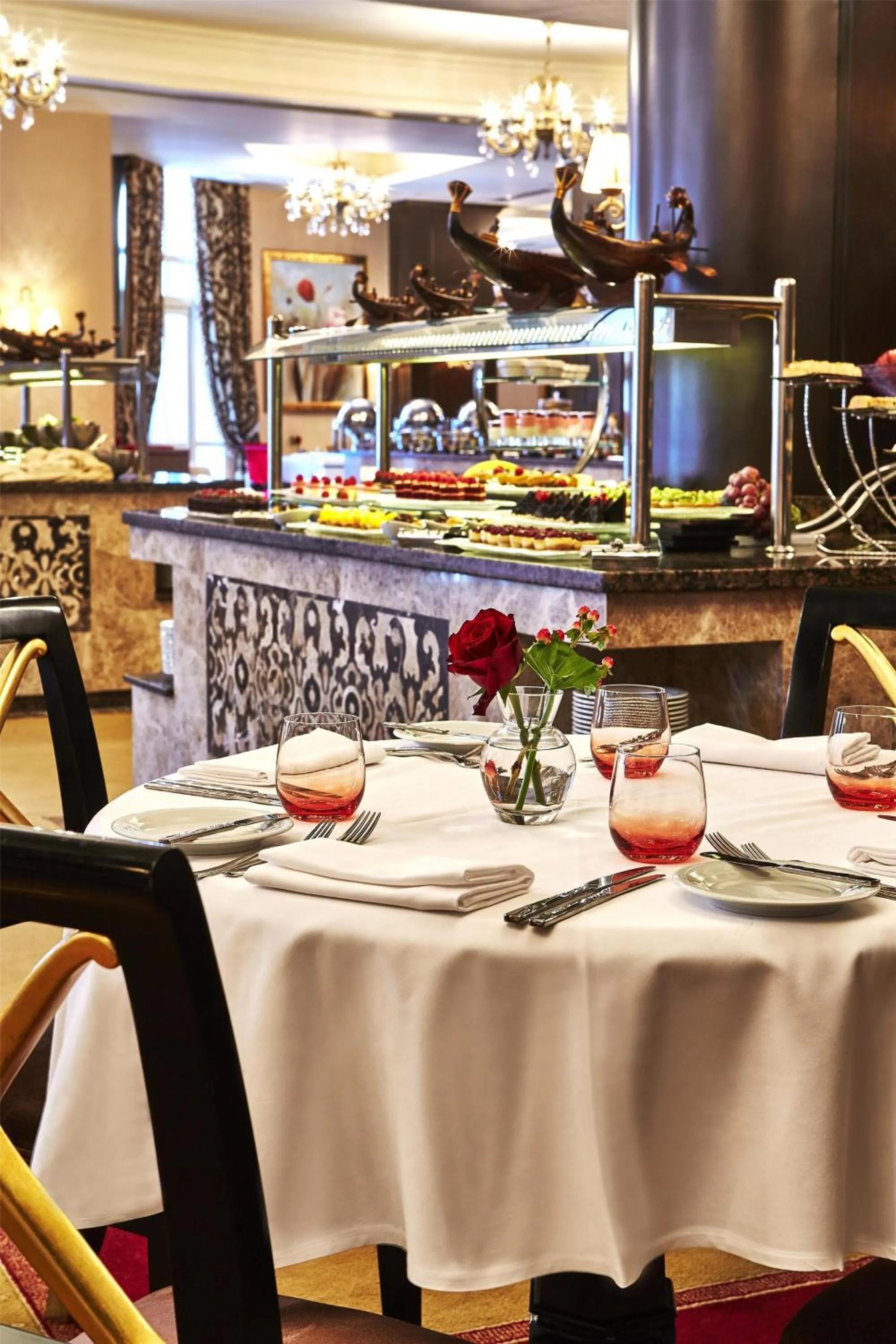 Breakfast in Royal Maxim Palace Kempinski Cairo