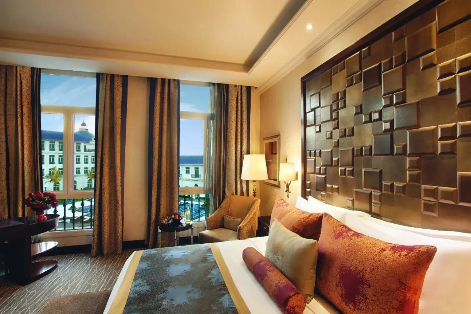 View (from property/room), Bed in Royal Maxim Palace Kempinski Cairo View (from property/room), Bed in Royal Maxim Palace Kempinski Cairo