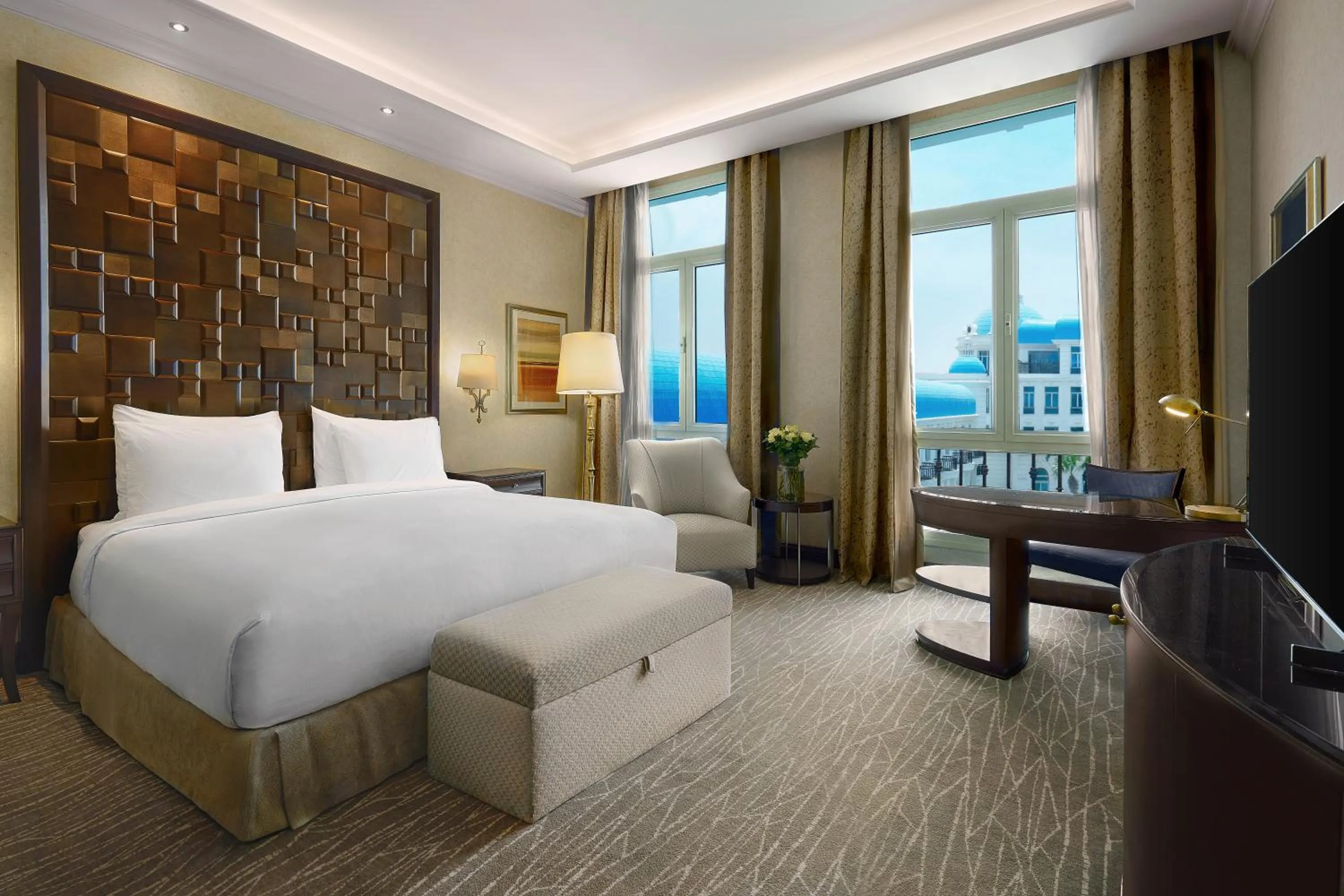 Bed in Royal Maxim Palace Kempinski Cairo