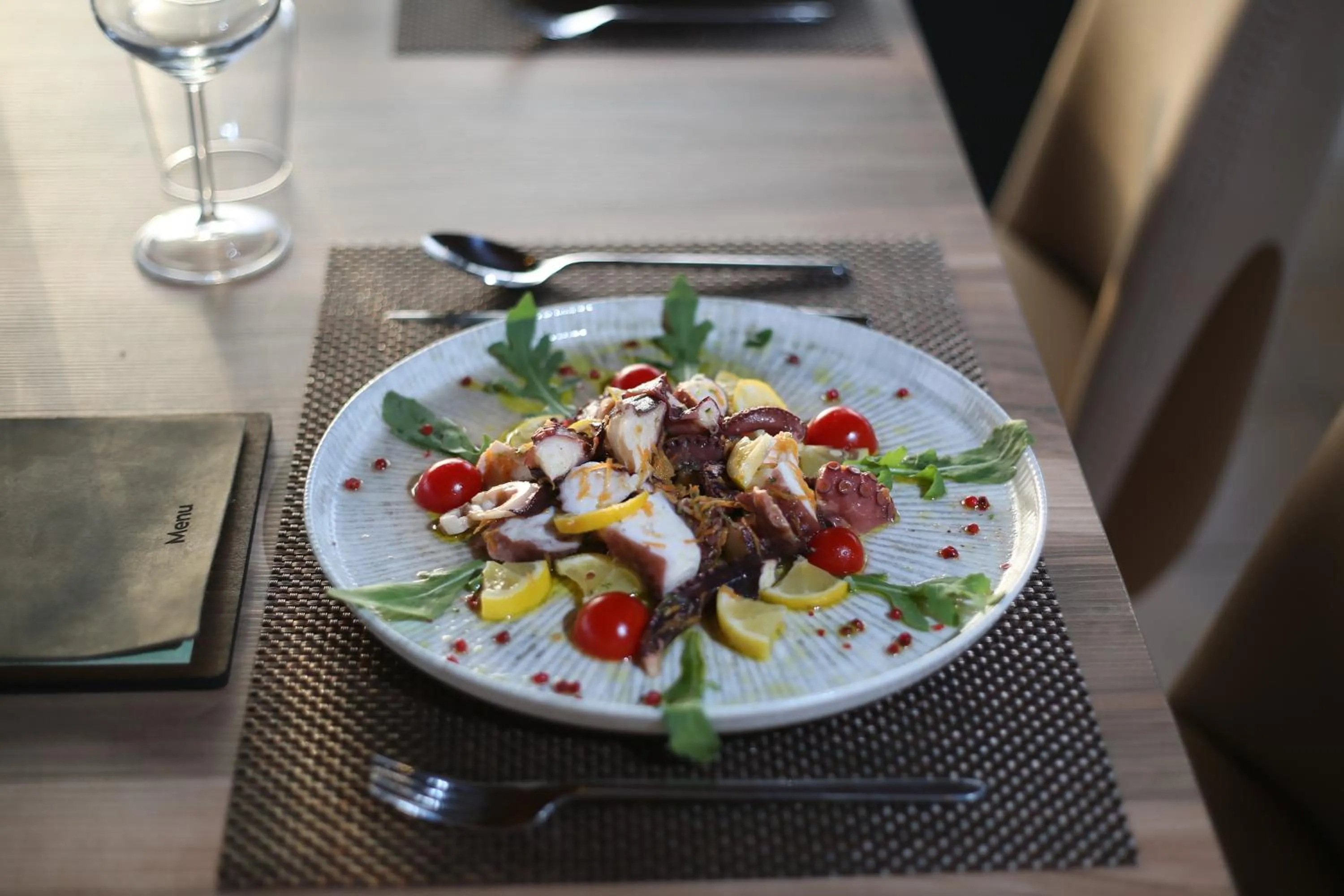 Food and drinks in Aliko Hotel