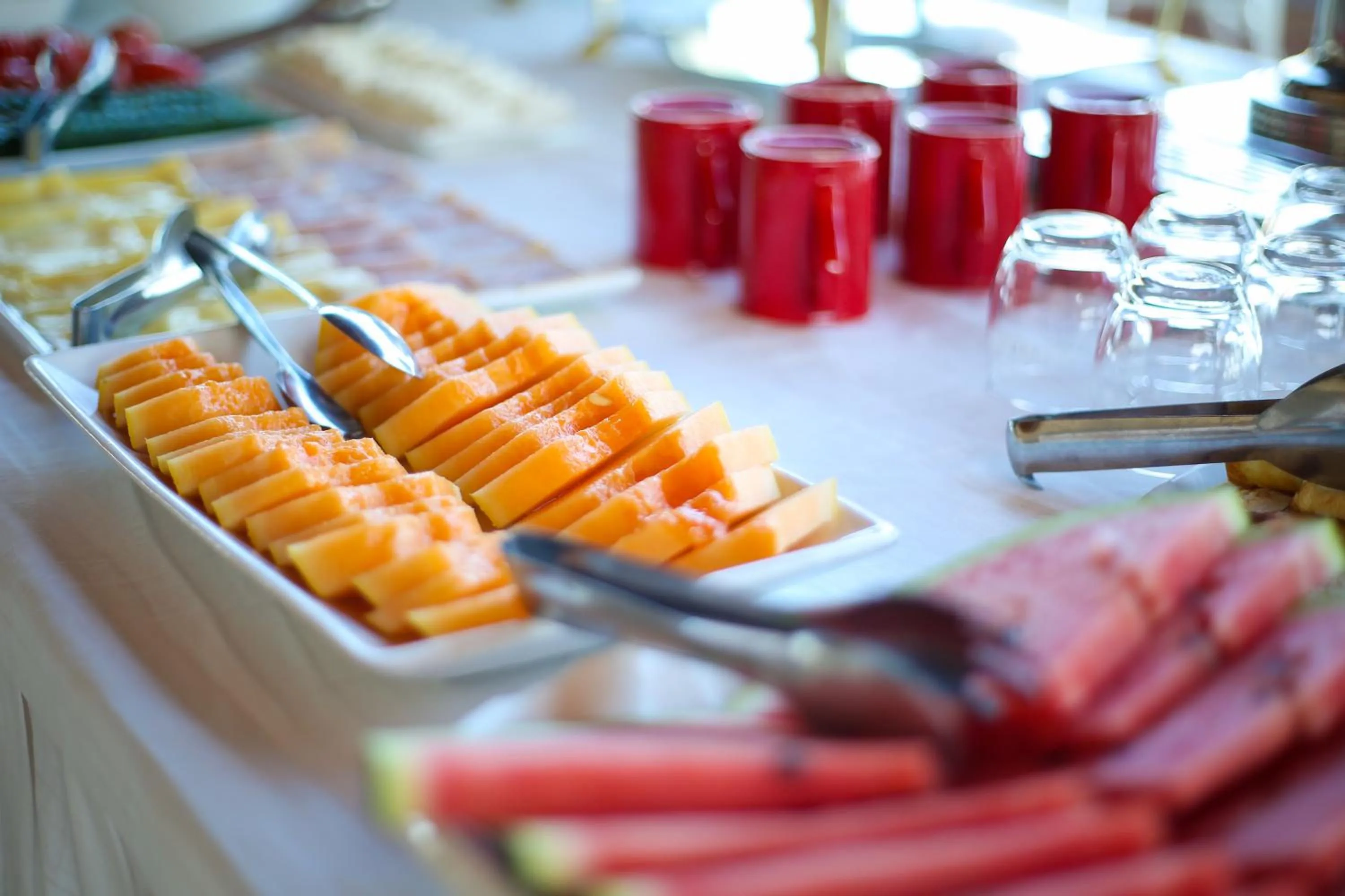 Food and drinks in Aliko Hotel