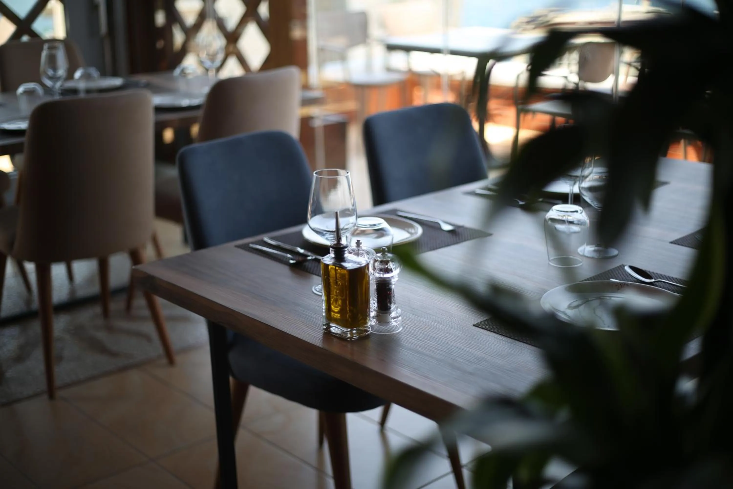 Restaurant/places to eat in Aliko Hotel