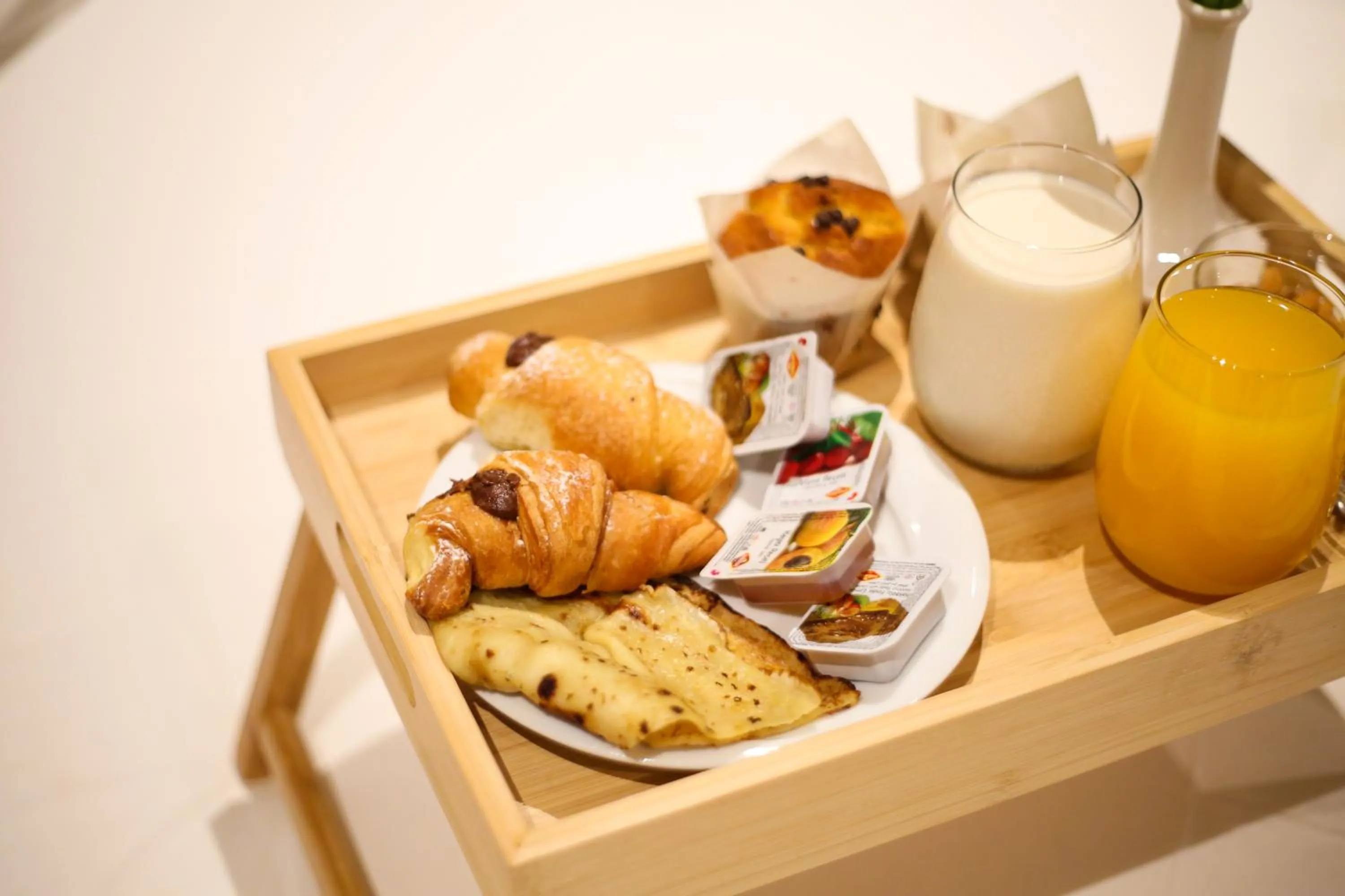 Food and drinks in Aliko Hotel