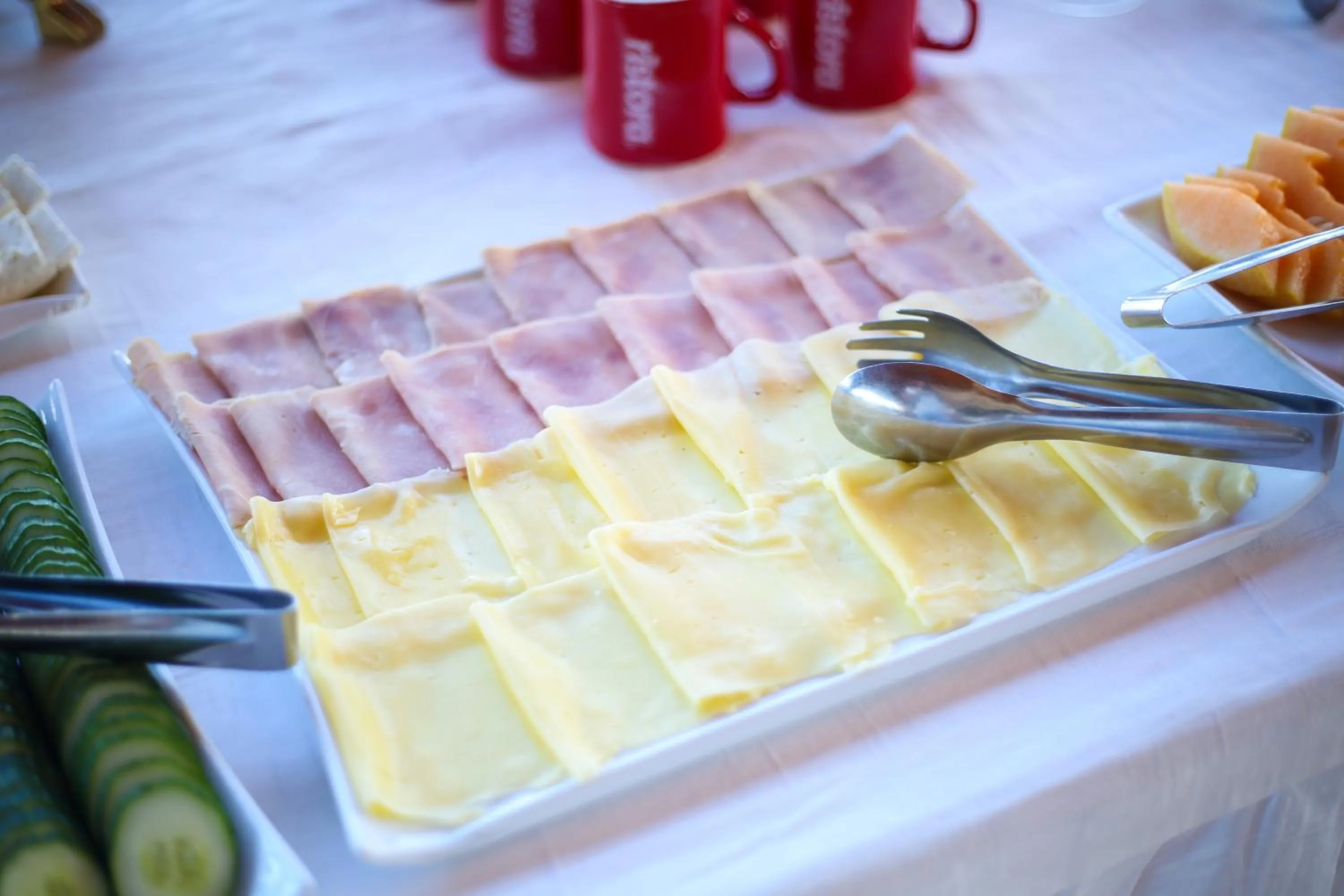 Food and drinks in Aliko Hotel