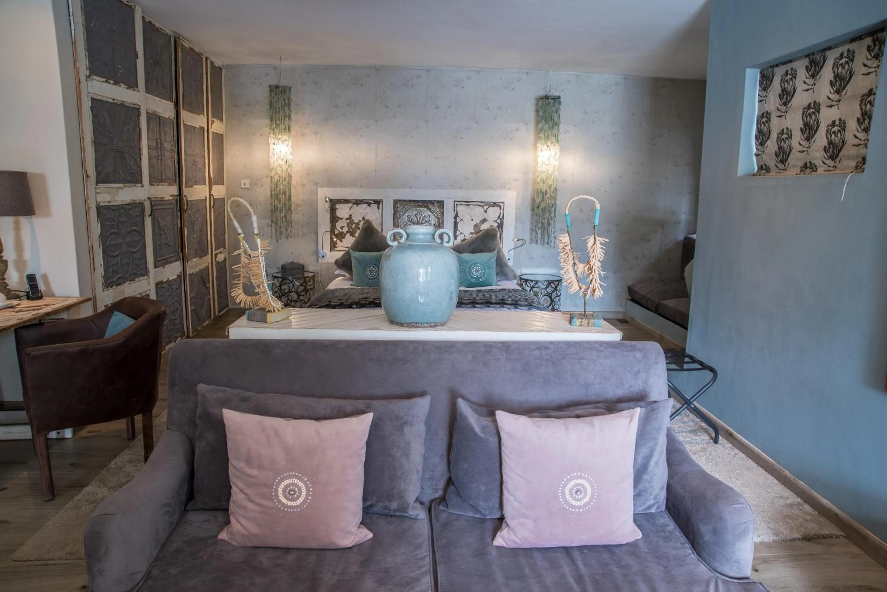 Bedroom in Latitude 13 Degrees