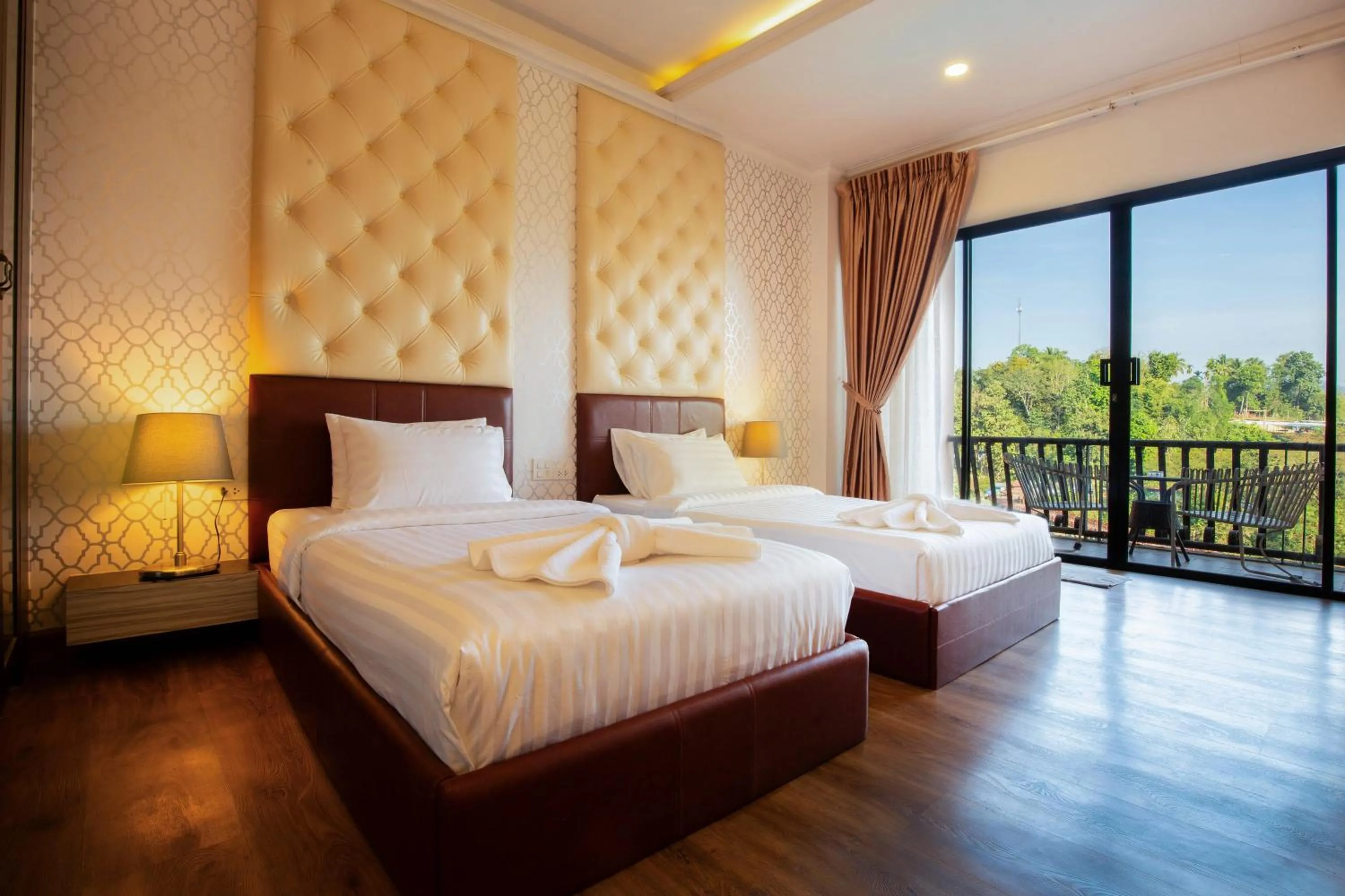 Superior Twin Room in Samprasob Resort