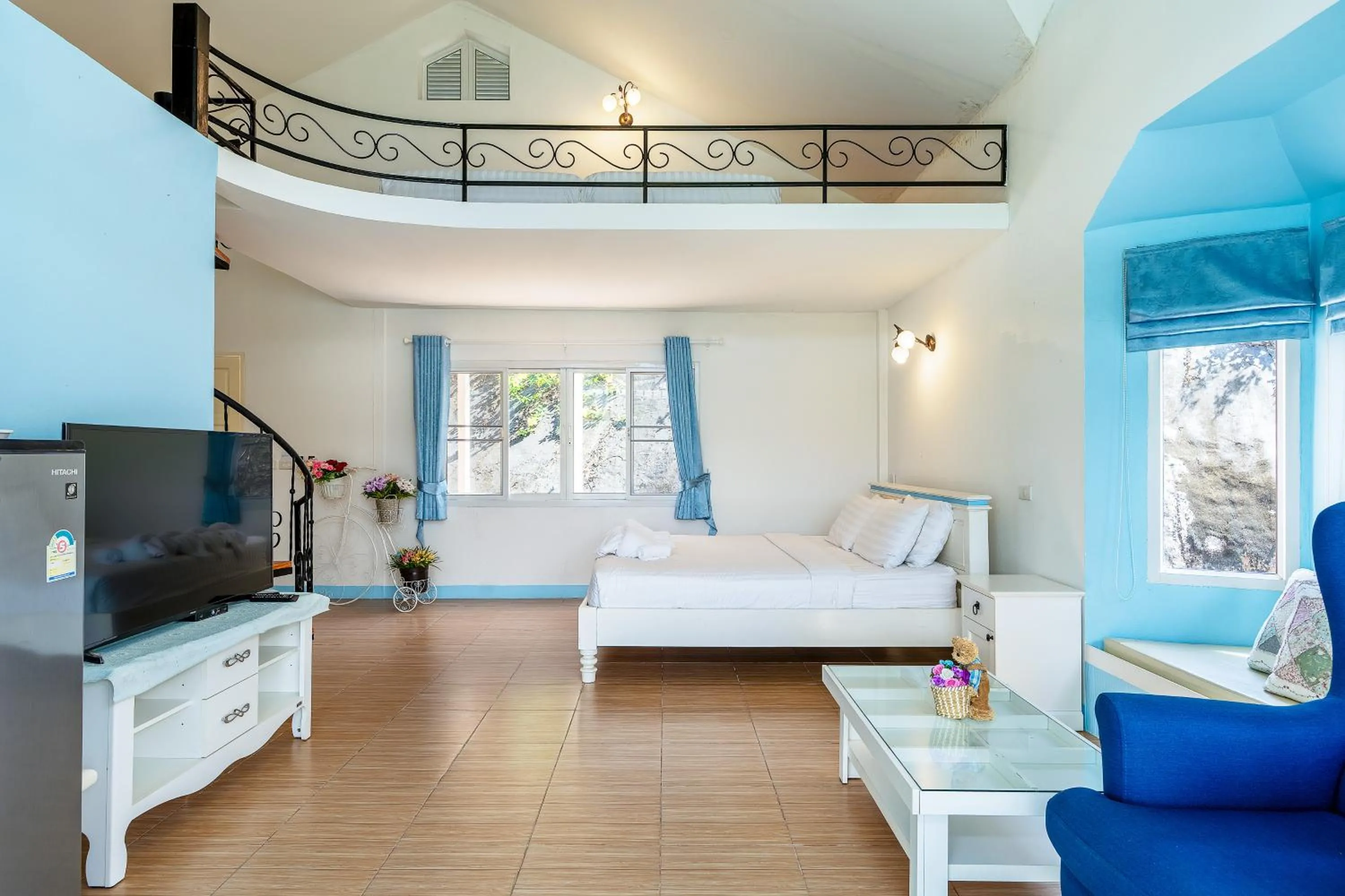 Villa with Private Pool in Samprasob Resort