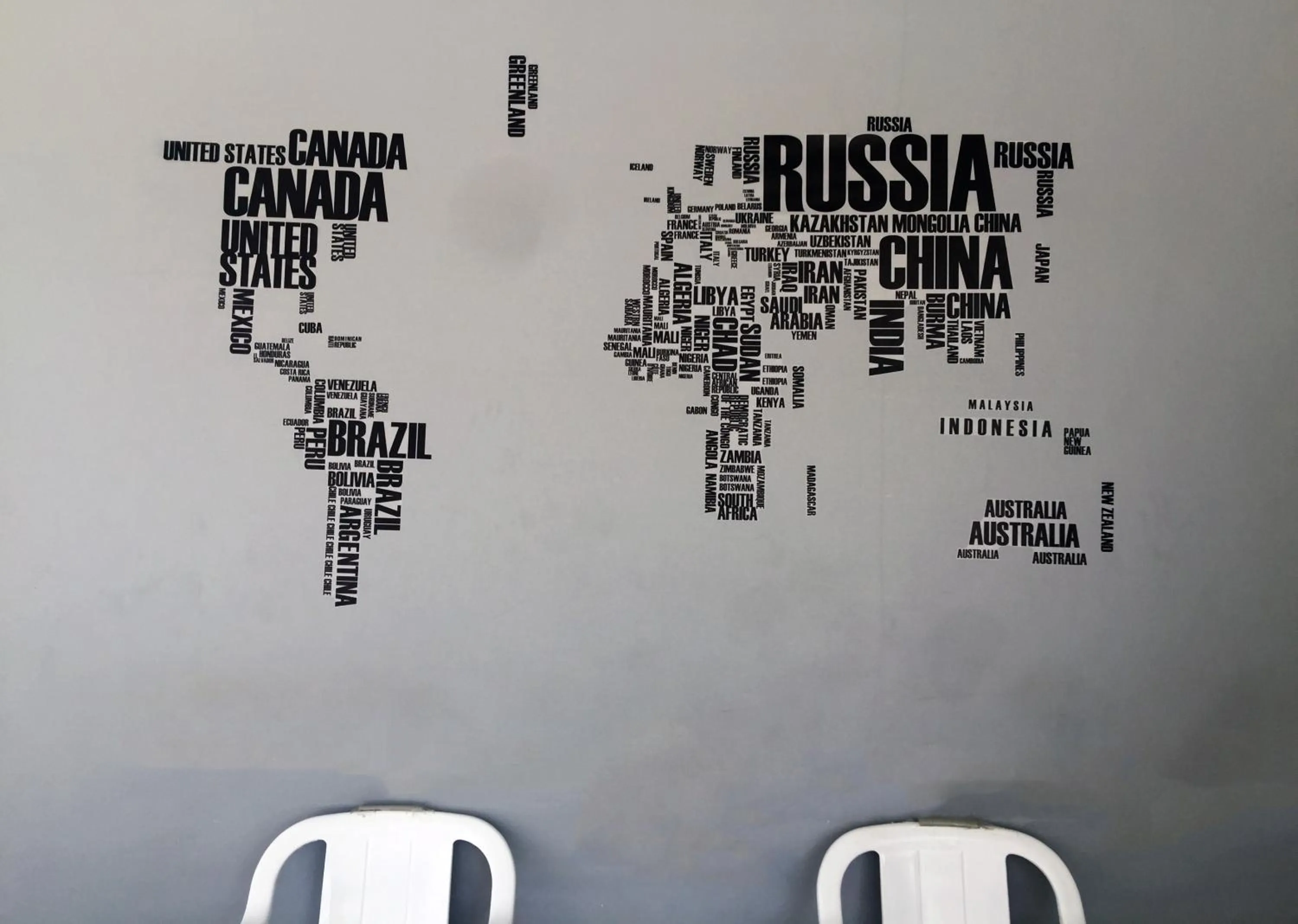 Facade/entrance in The Precious