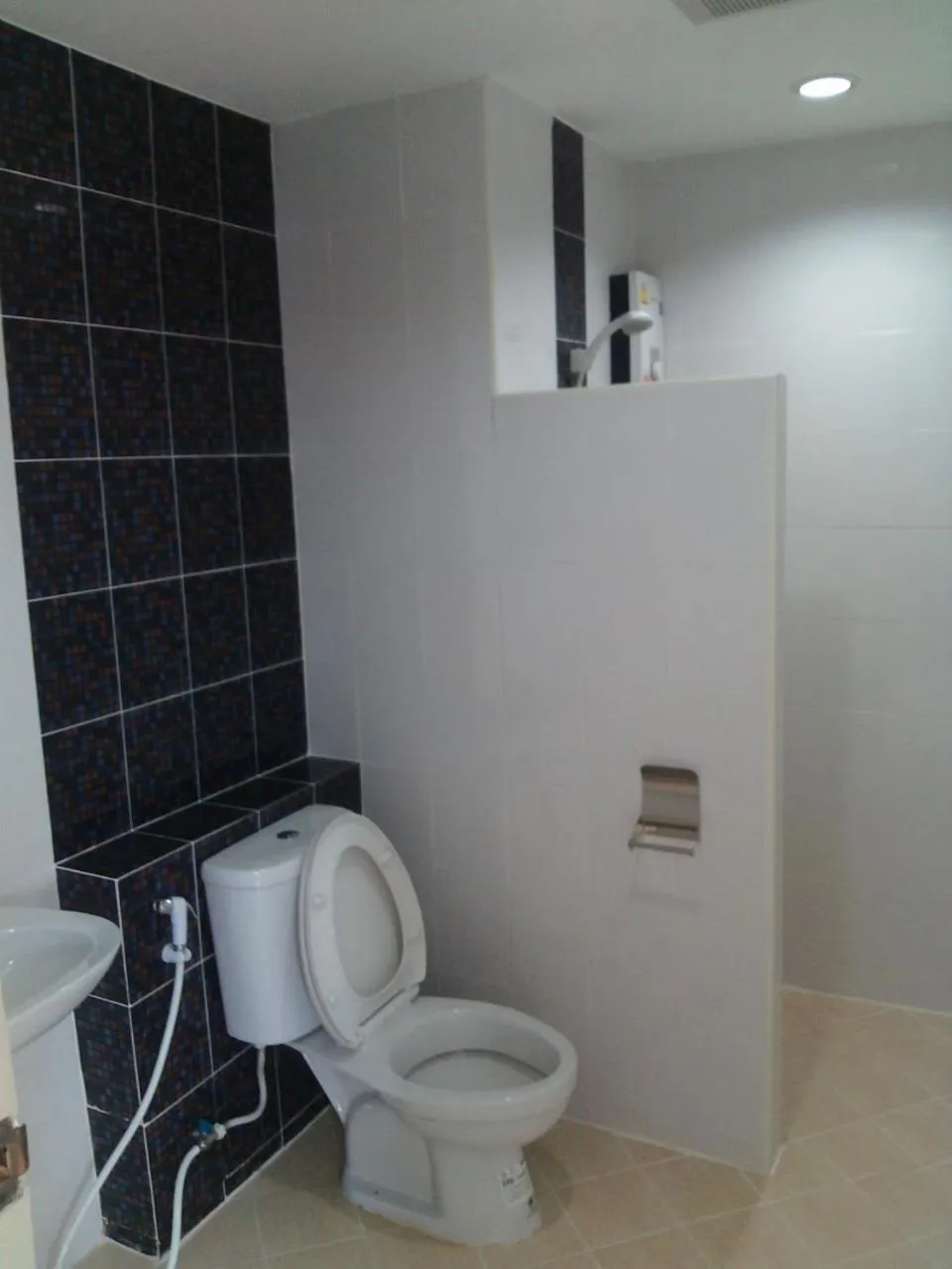 Photo of the whole room in The Precious