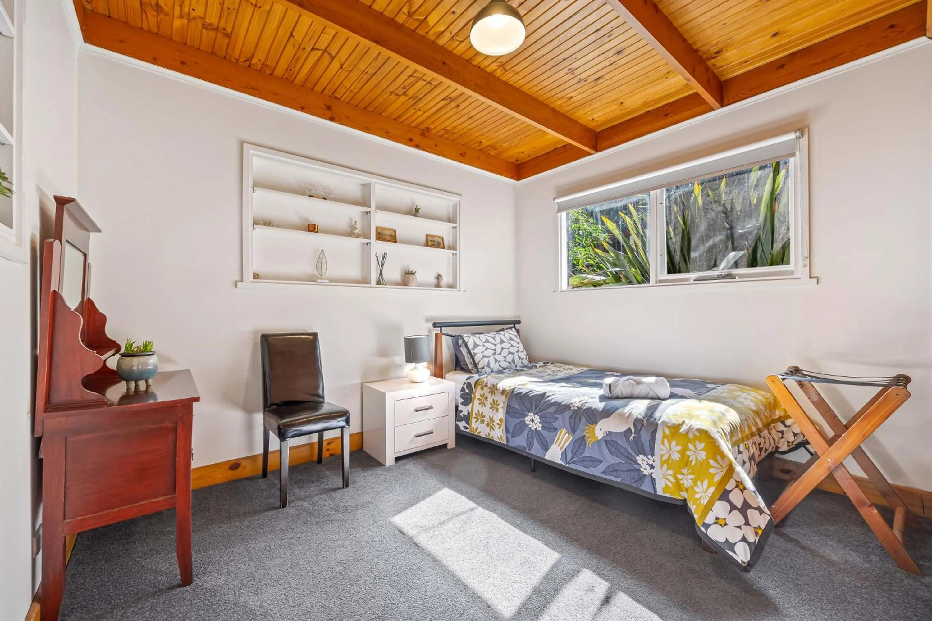 Bed in Ballarat Cottages