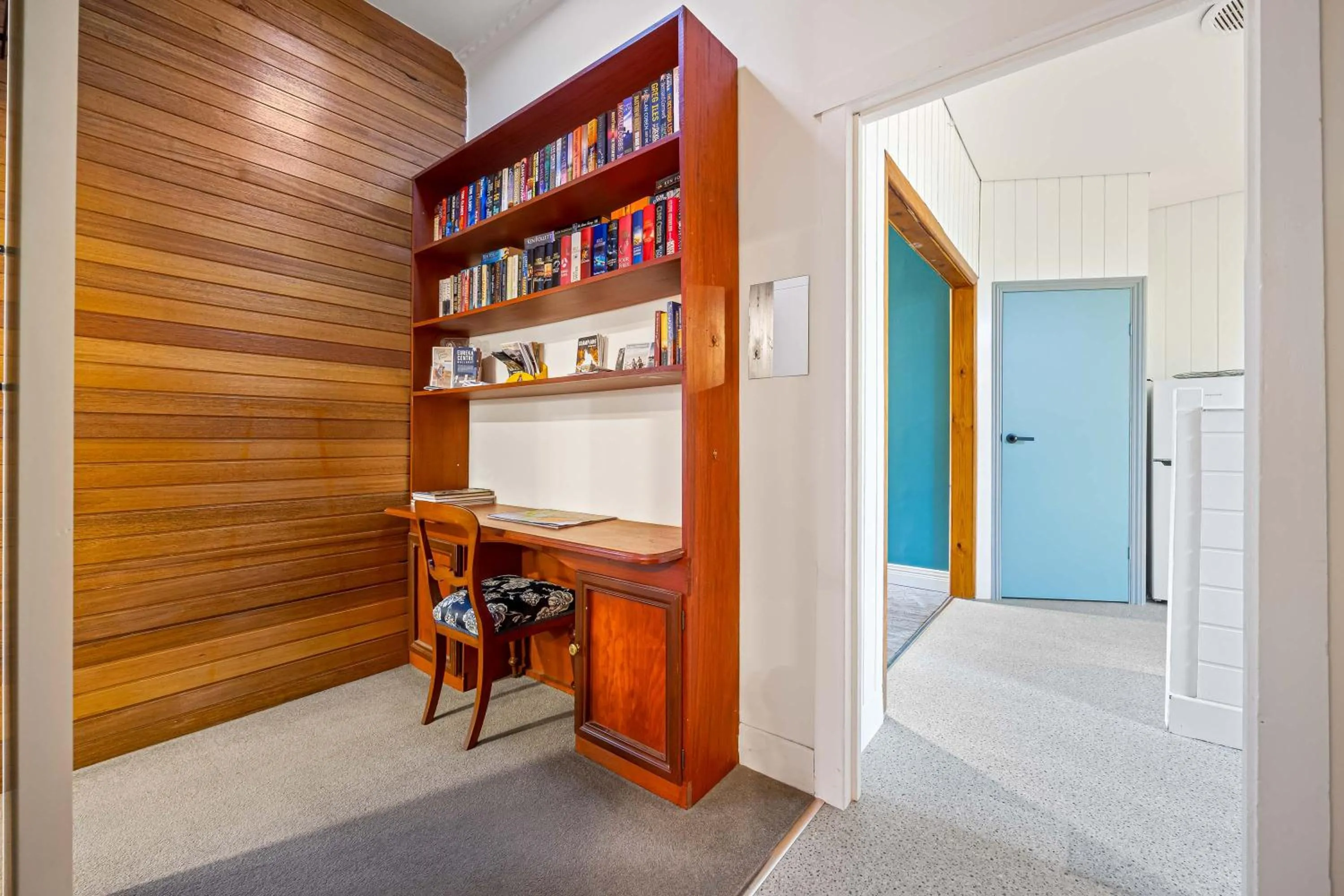 Library in Ballarat Cottages