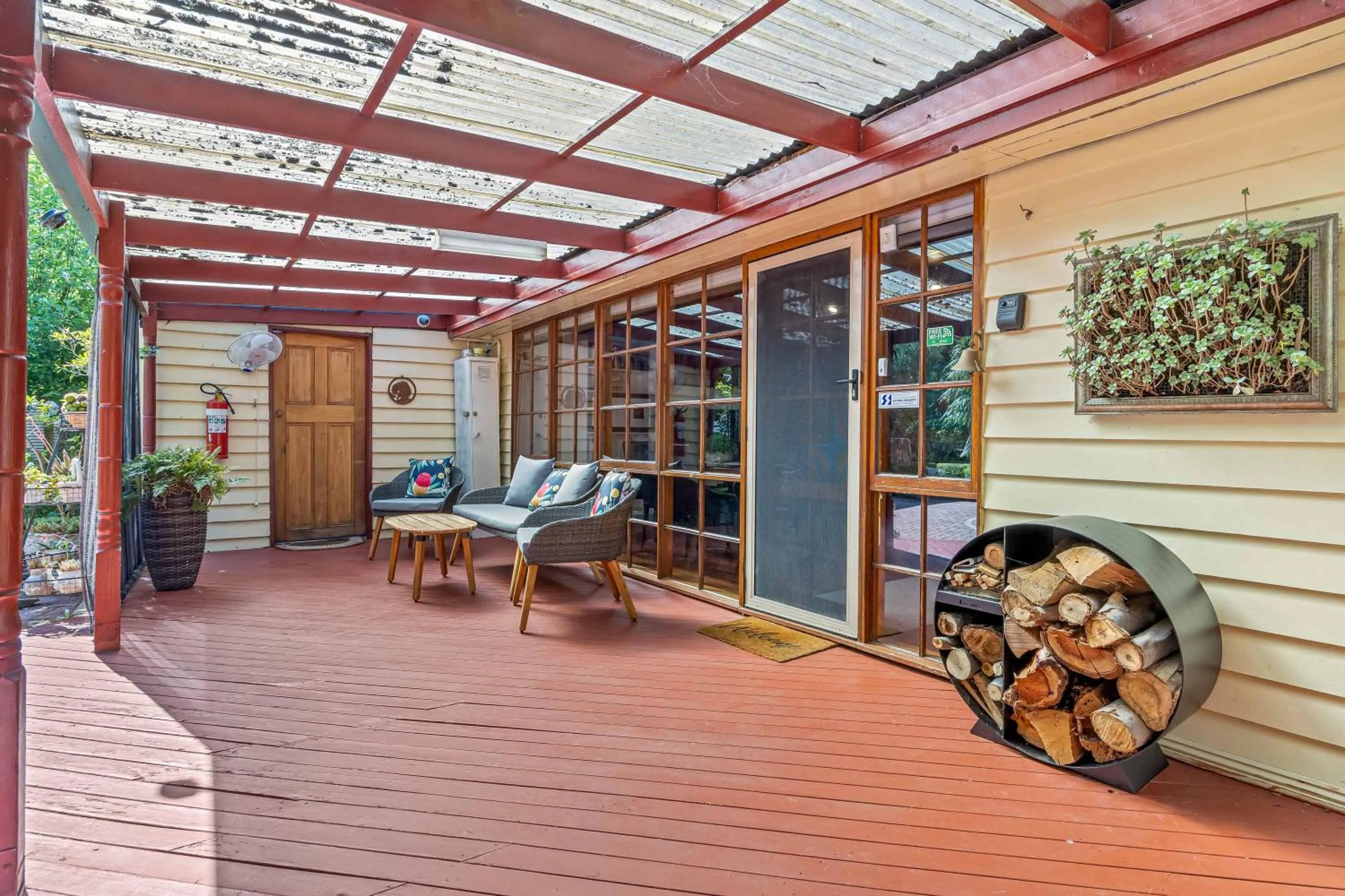 Patio in Ballarat Cottages